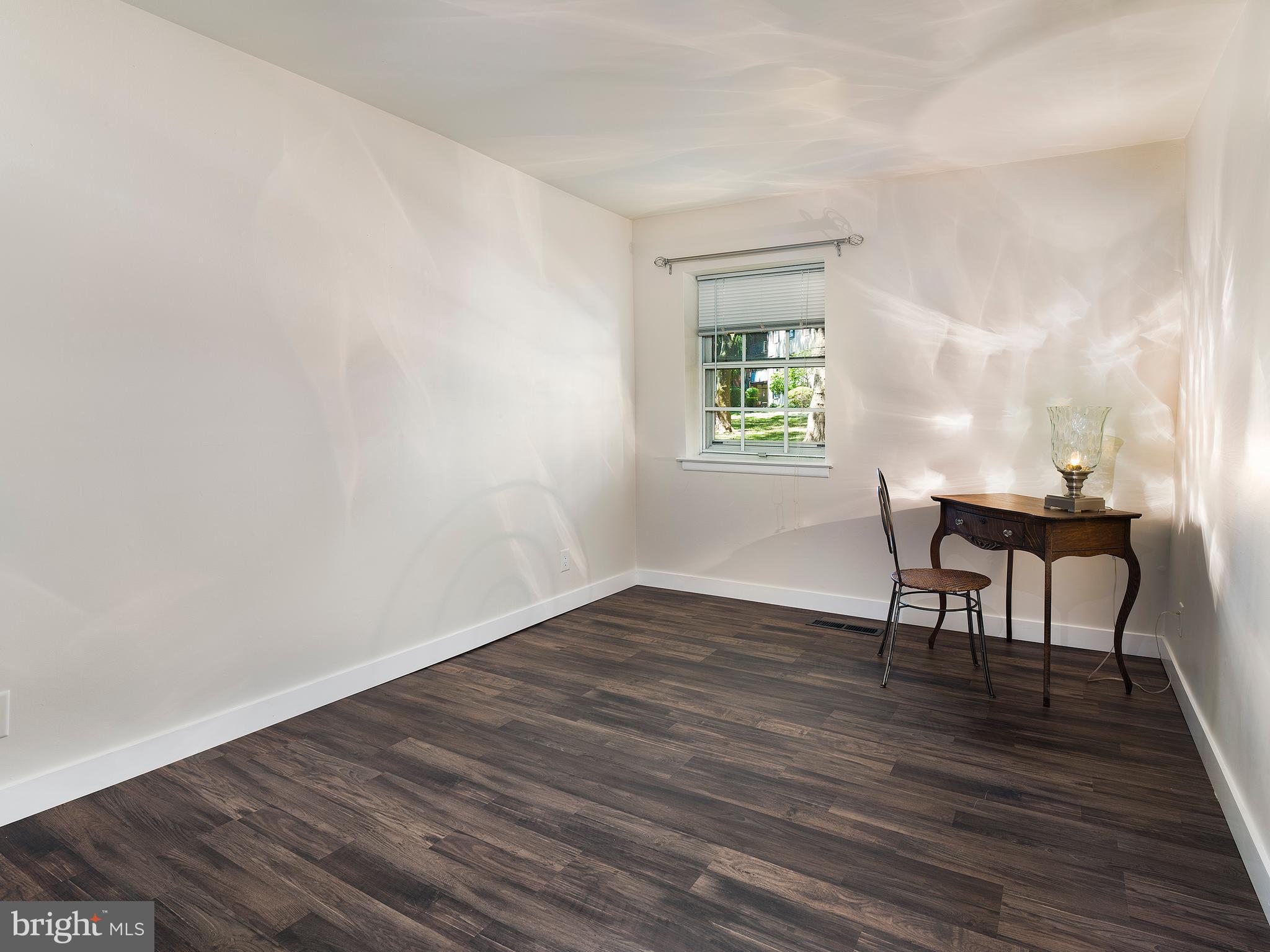 GLENHARDIE CONDOS - Residential