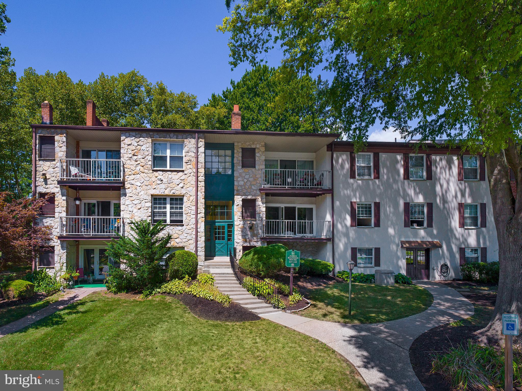 GLENHARDIE CONDOS - Residential