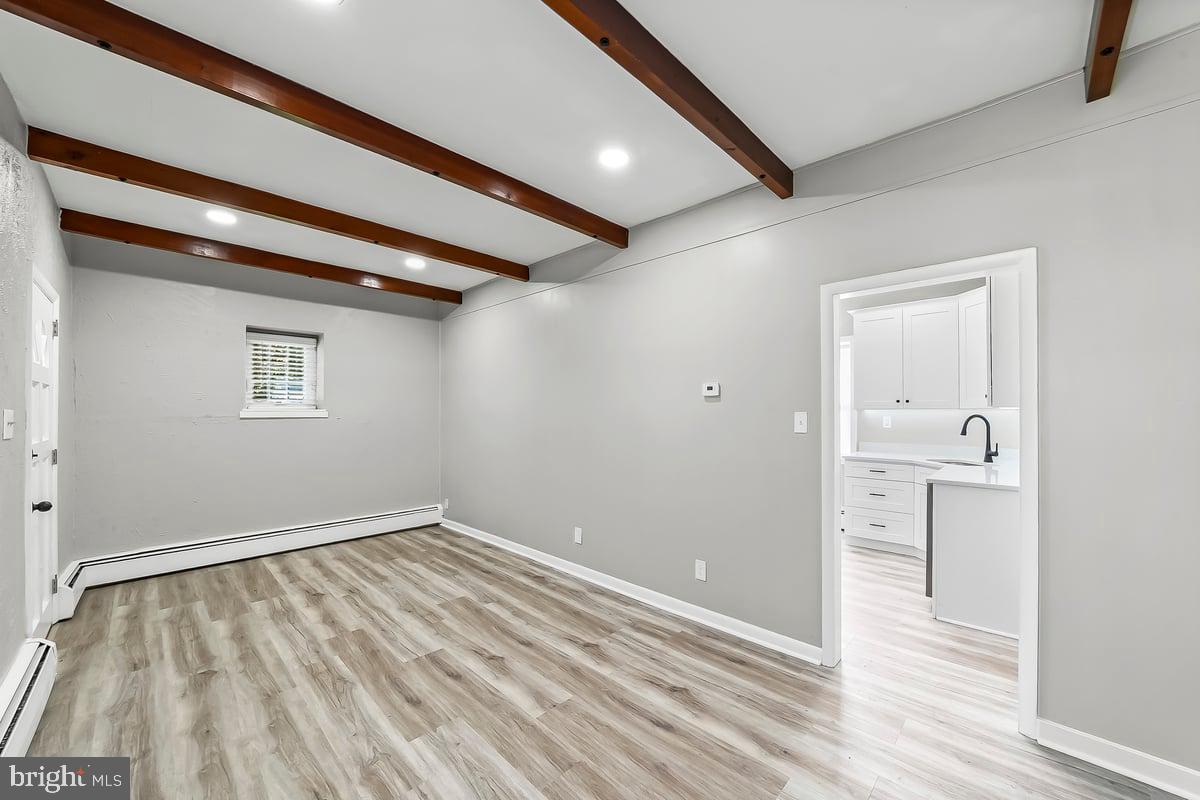 FLORIDA PARK - Residential Lease