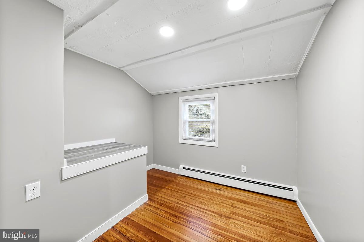 FLORIDA PARK - Residential Lease