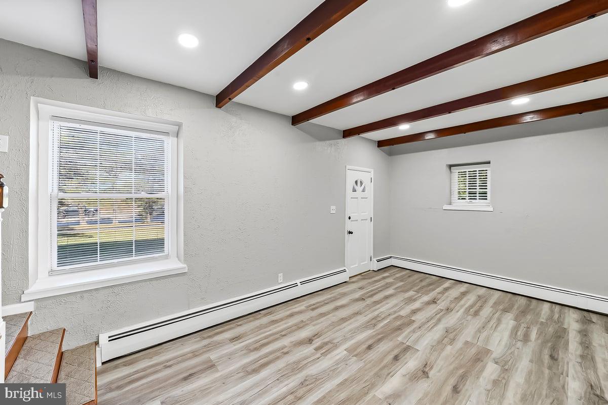 FLORIDA PARK - Residential Lease