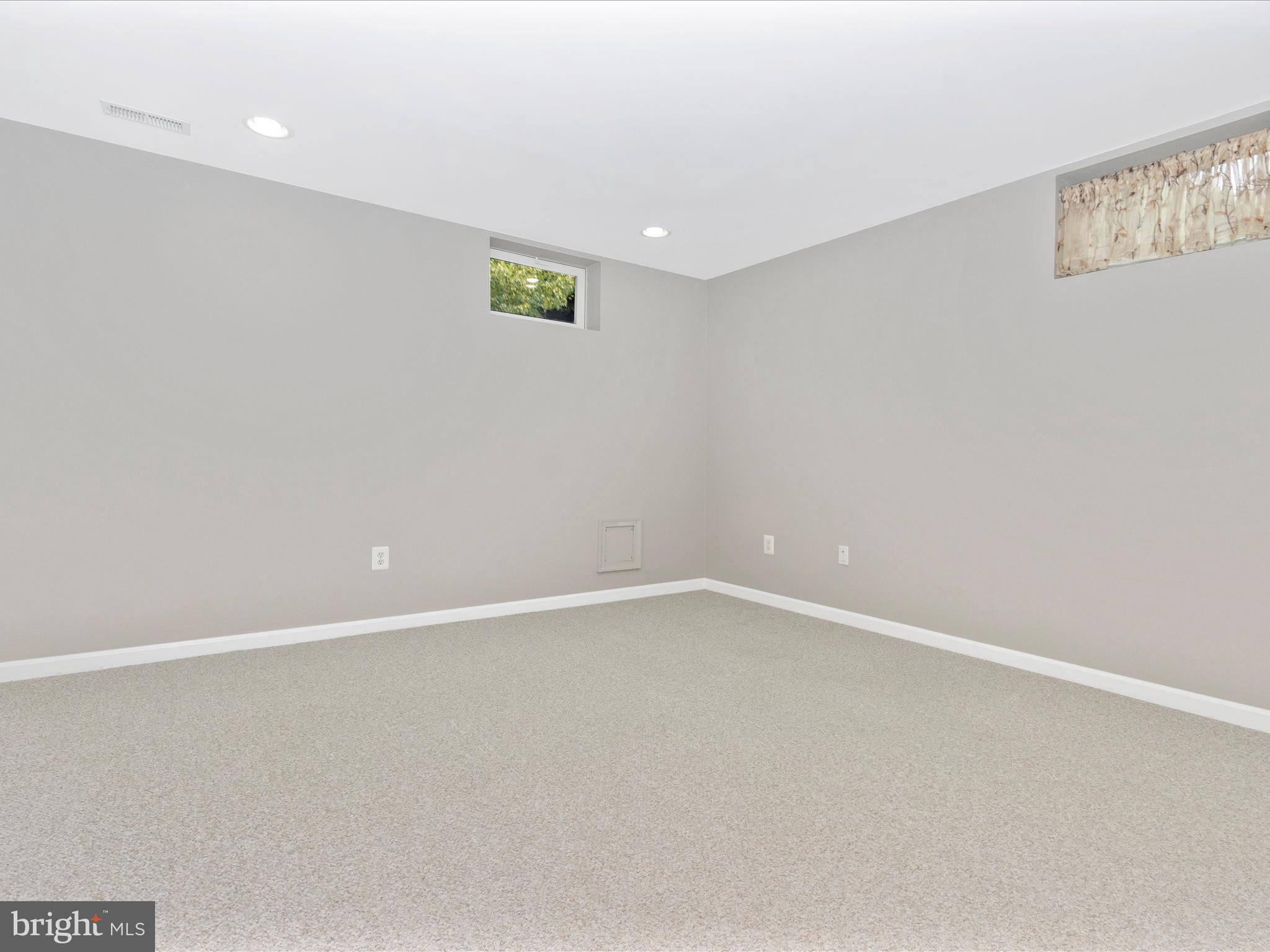 CLARKSVILLE HUNT - Residential