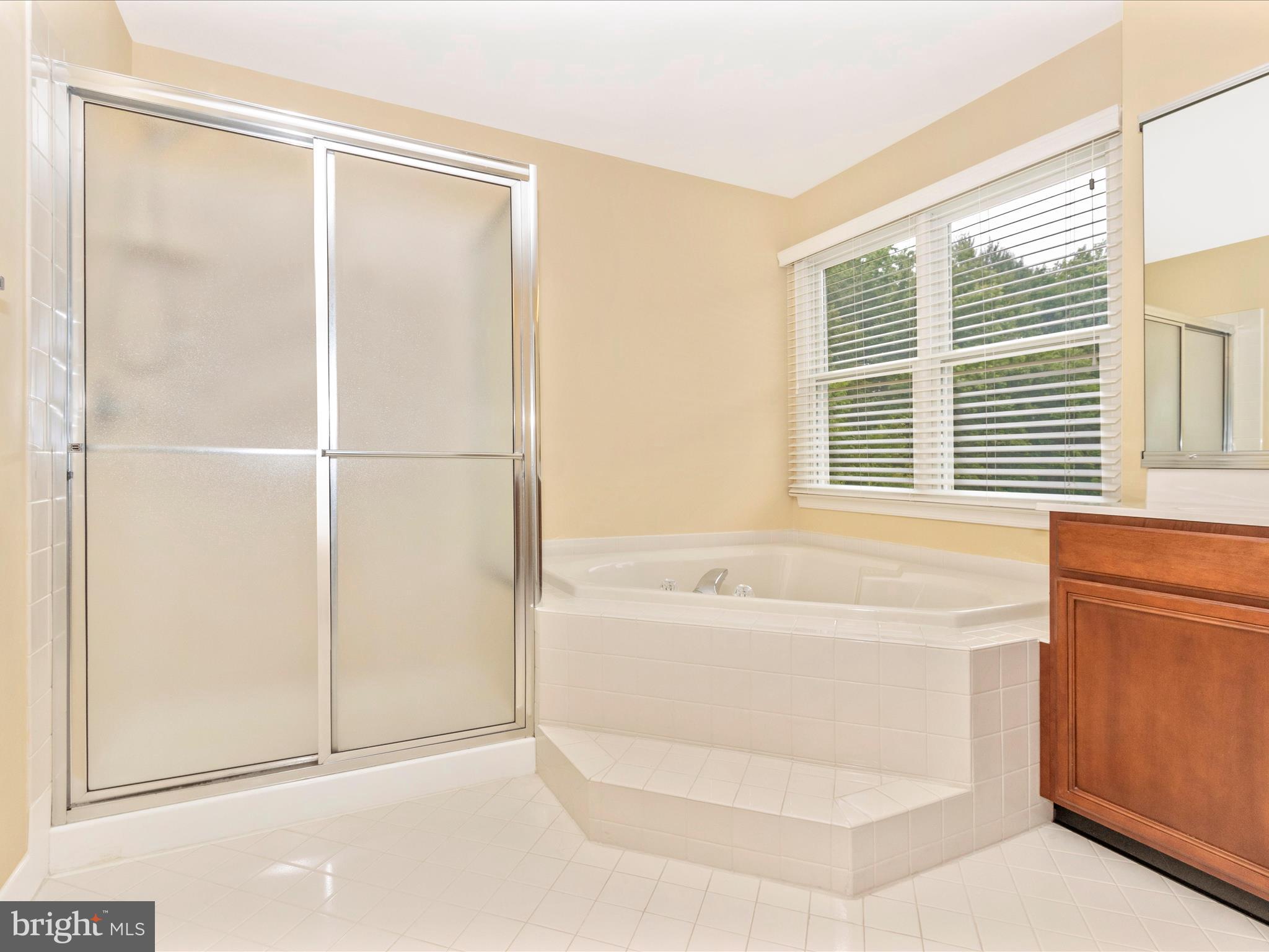 CLARKSVILLE HUNT - Residential