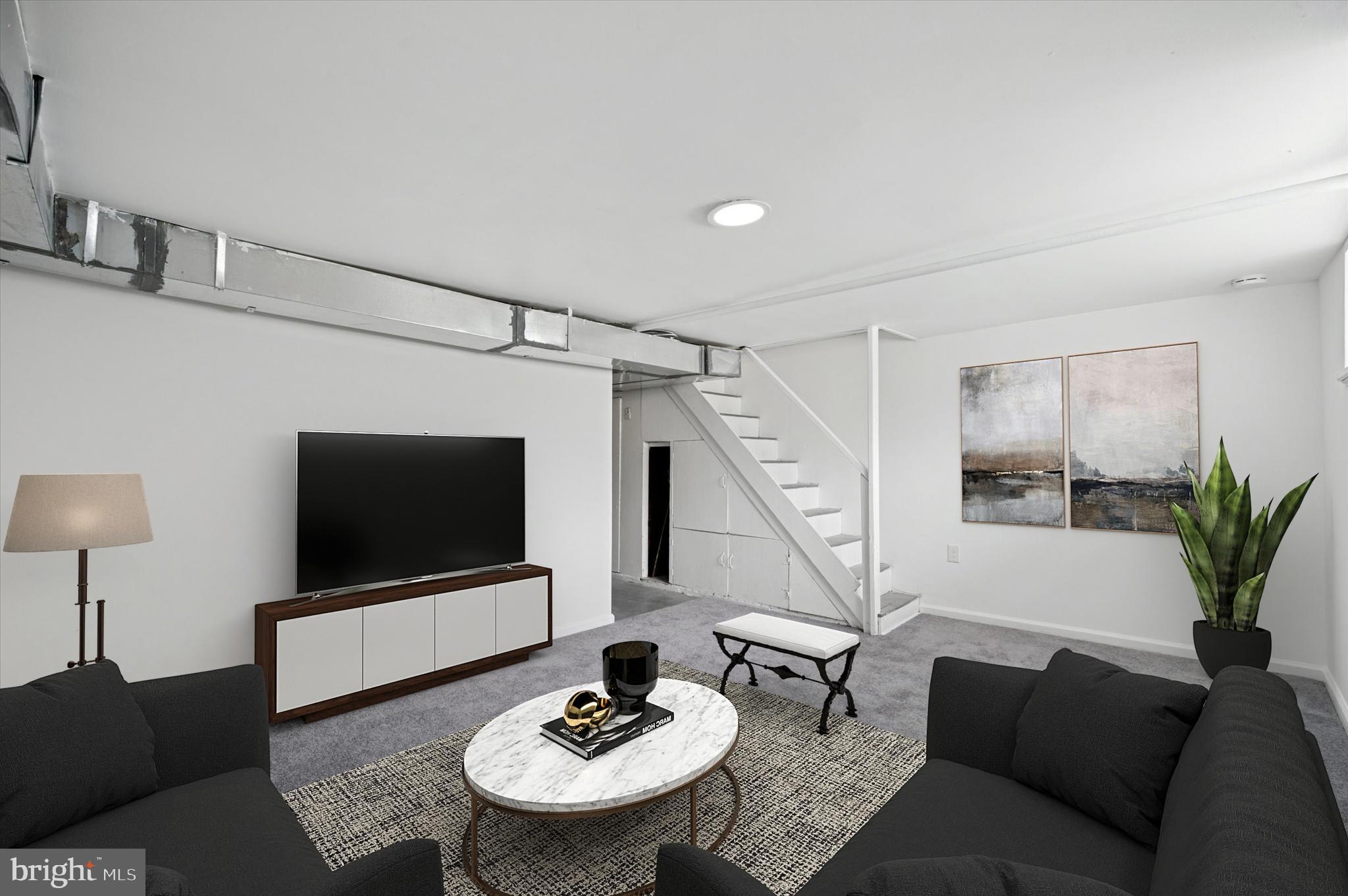 OXFORD CIRCLE - Residential