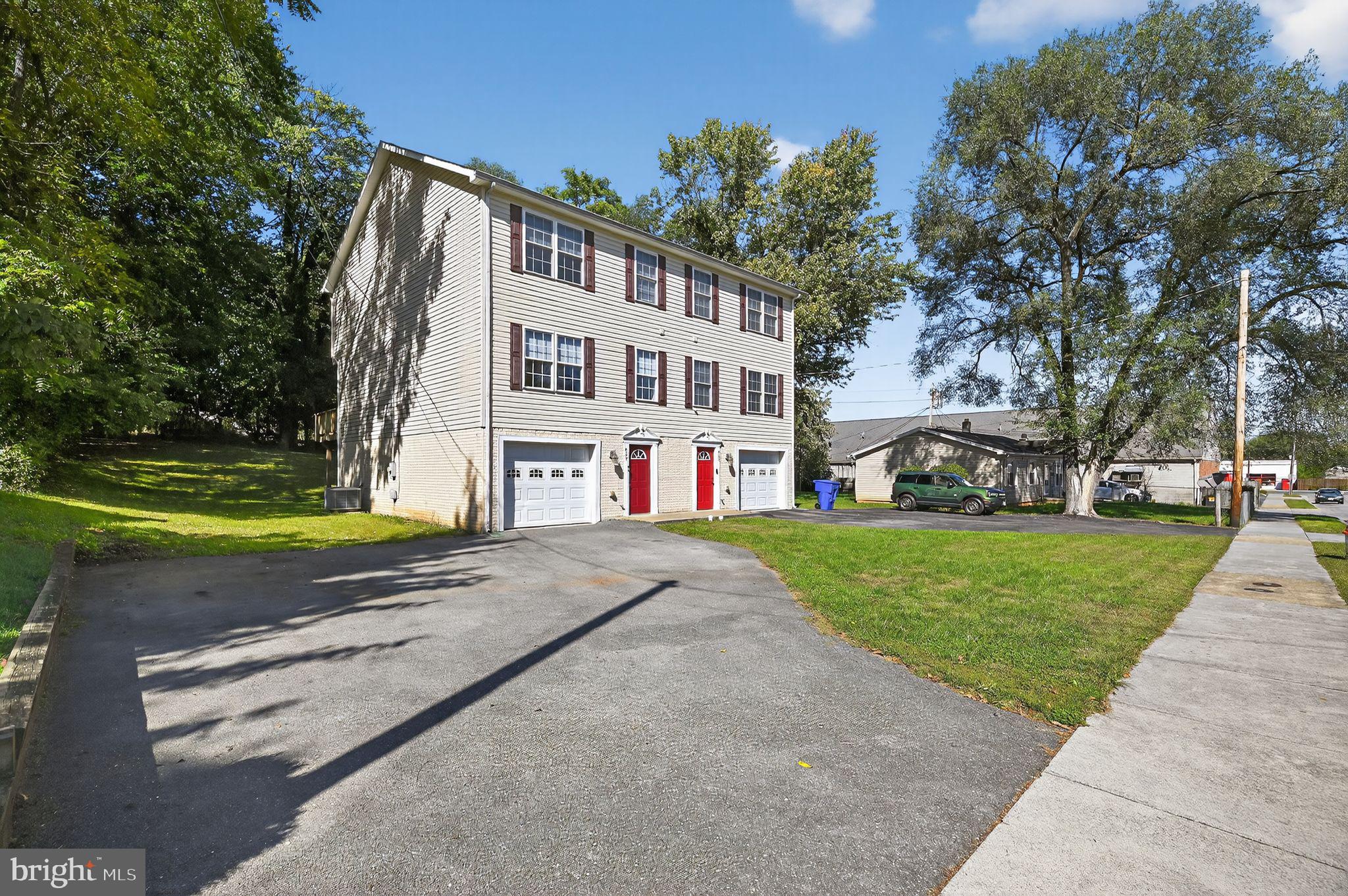 427 HILL STREET