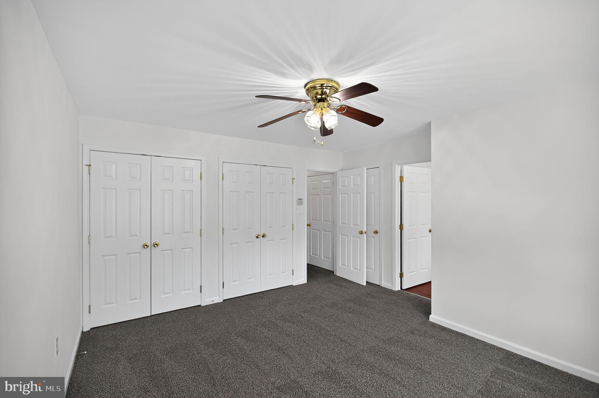 WEST SIDE - Residential