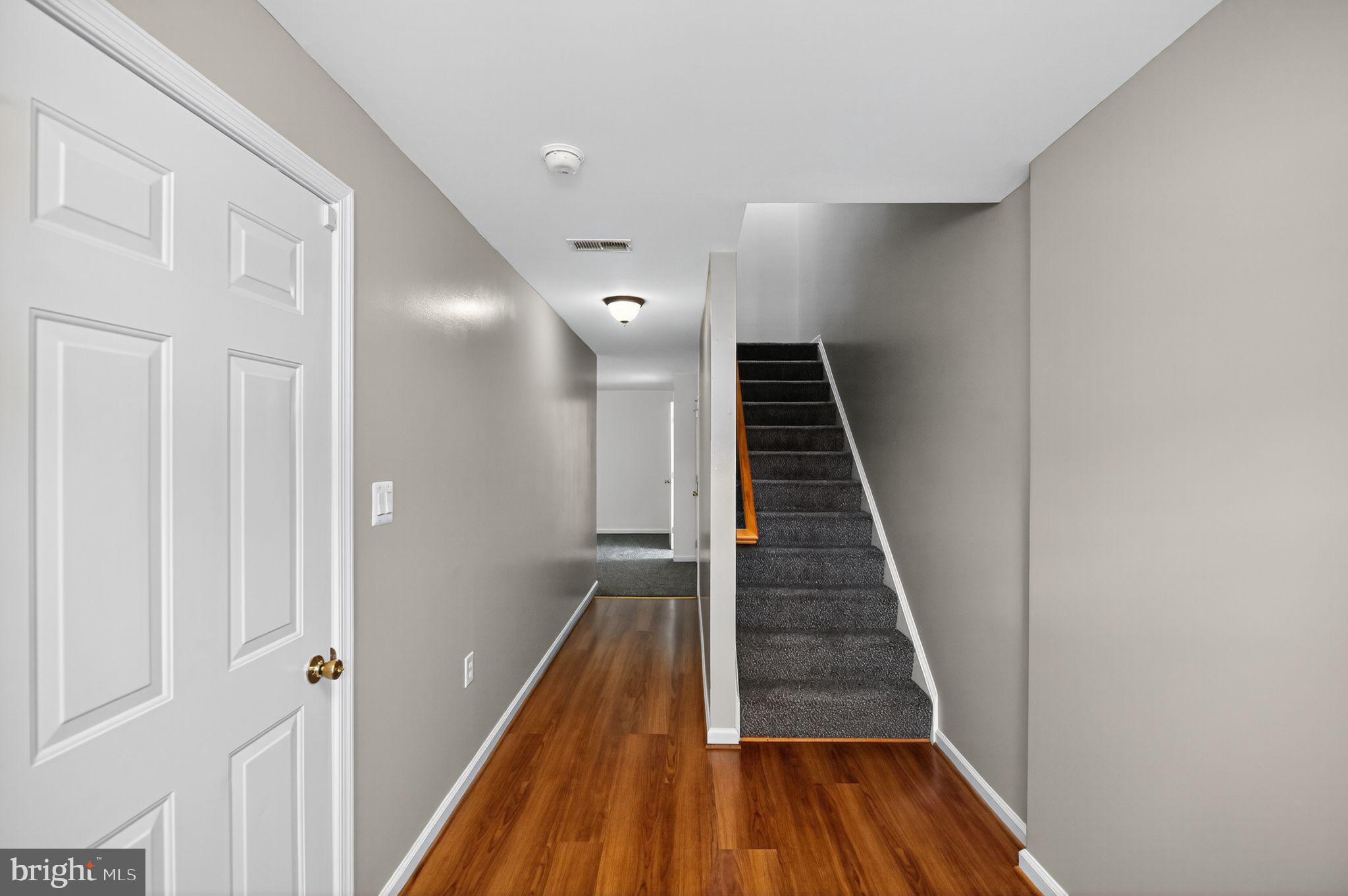 WEST SIDE - Residential