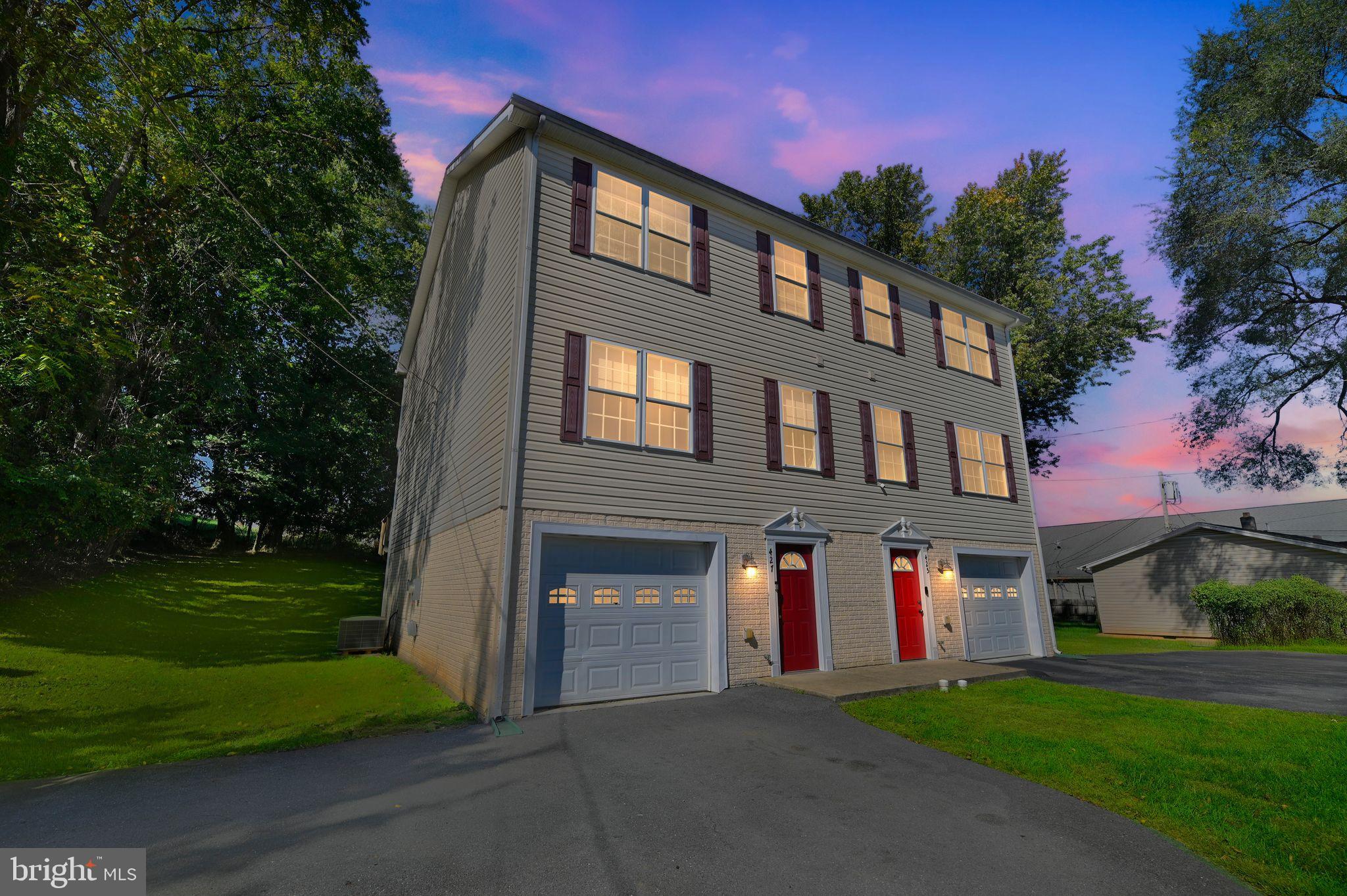 427 HILL STREET