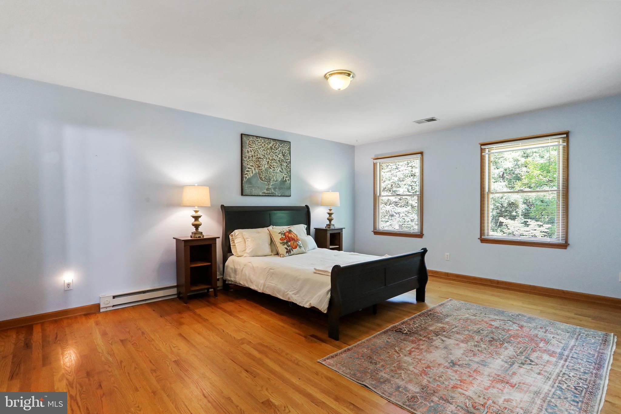 GLENN WOODS - Residential