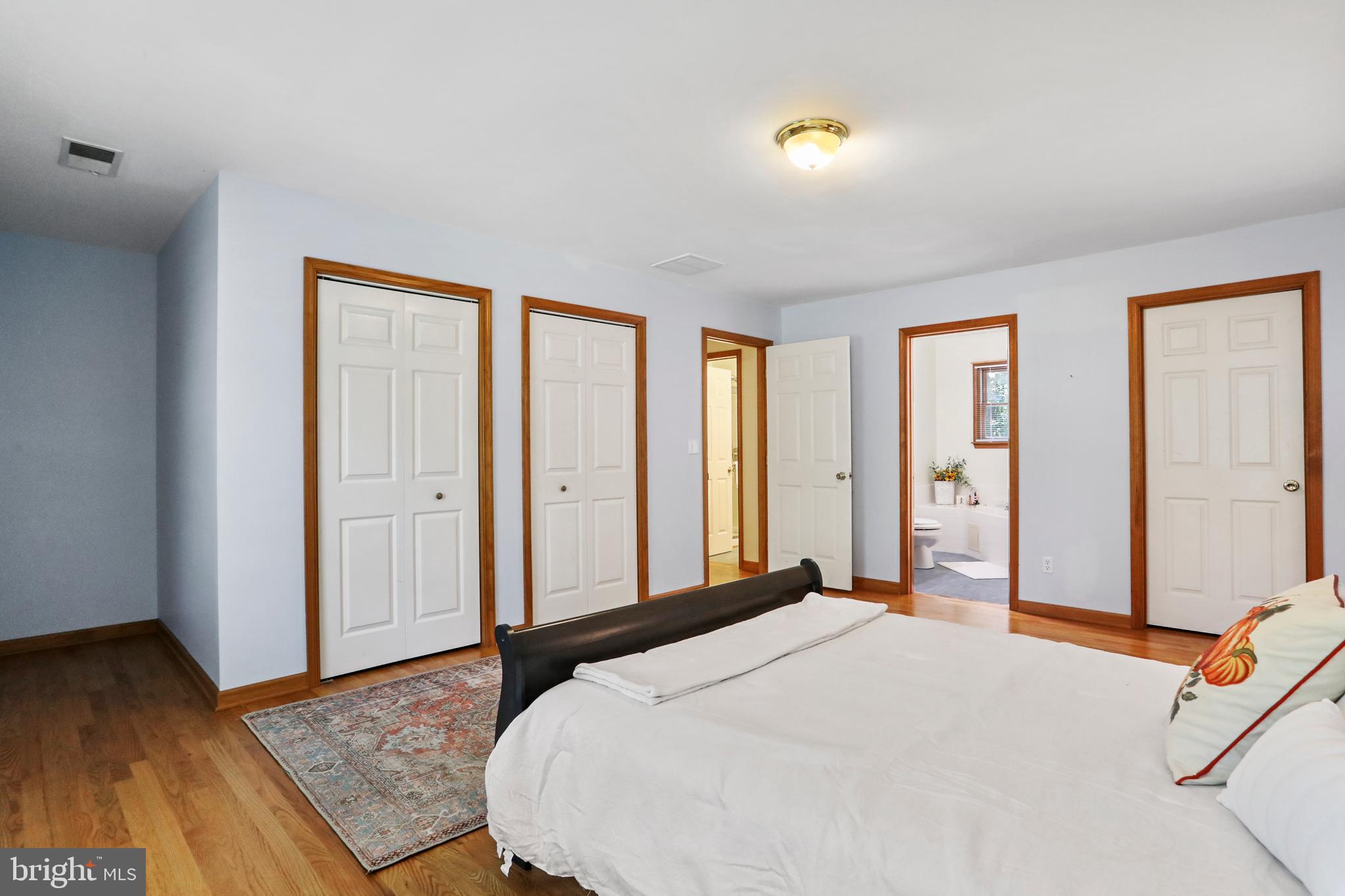 GLENN WOODS - Residential