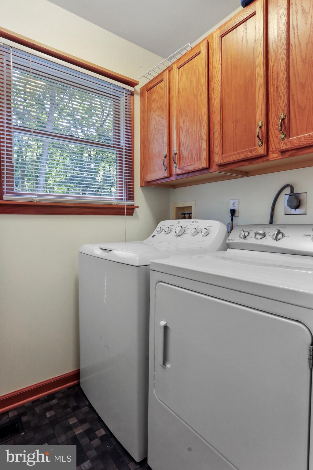 GLENN WOODS - Residential