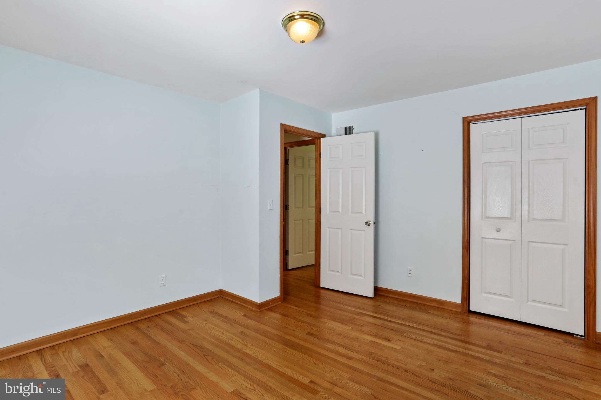 GLENN WOODS - Residential