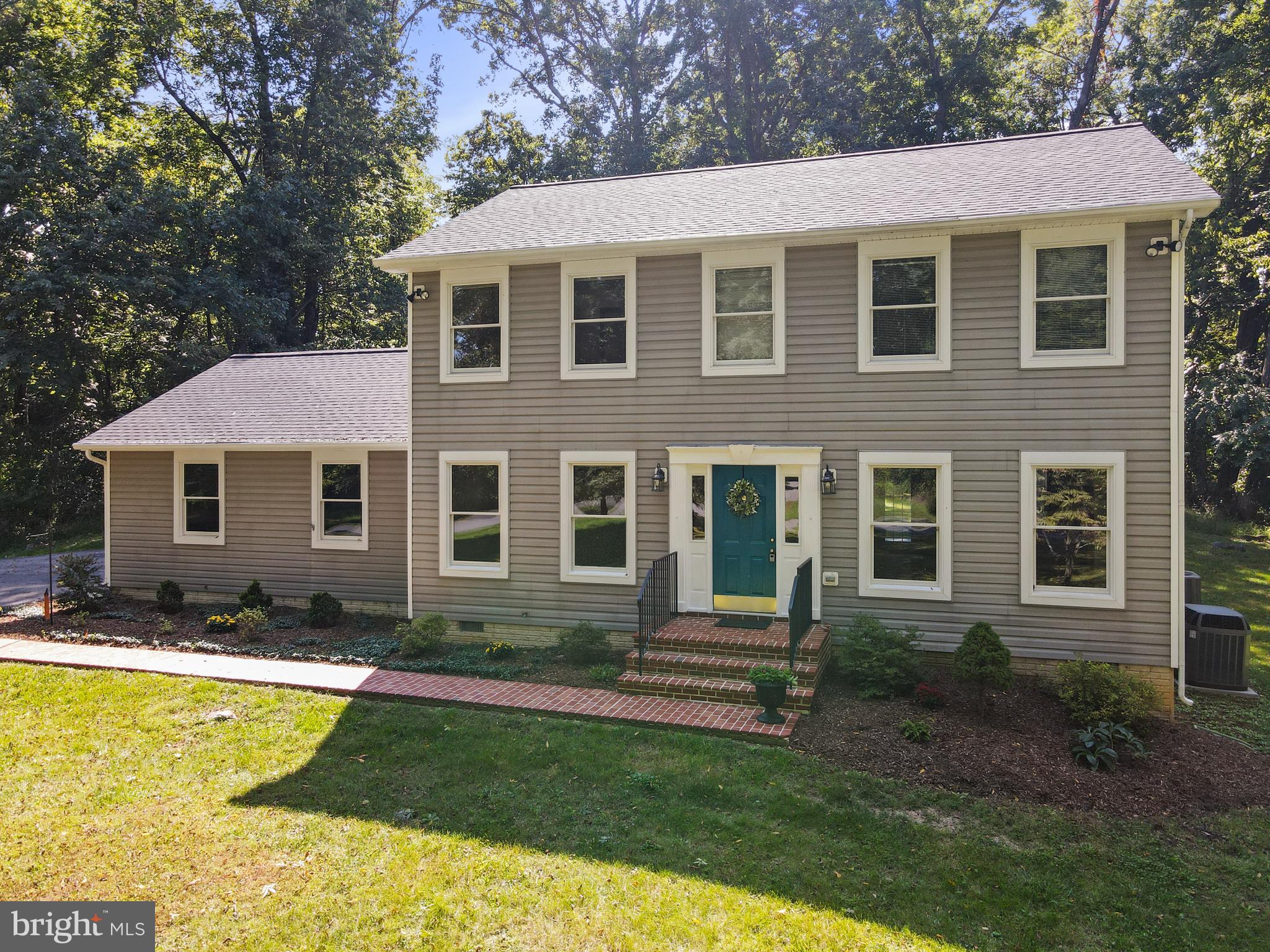 GLENN WOODS - Residential