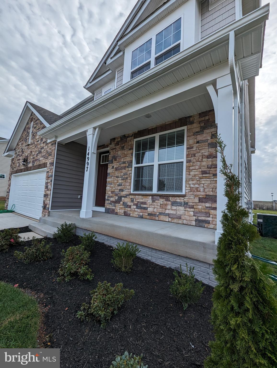 ROBINSONS PARADISE - Residential Lease