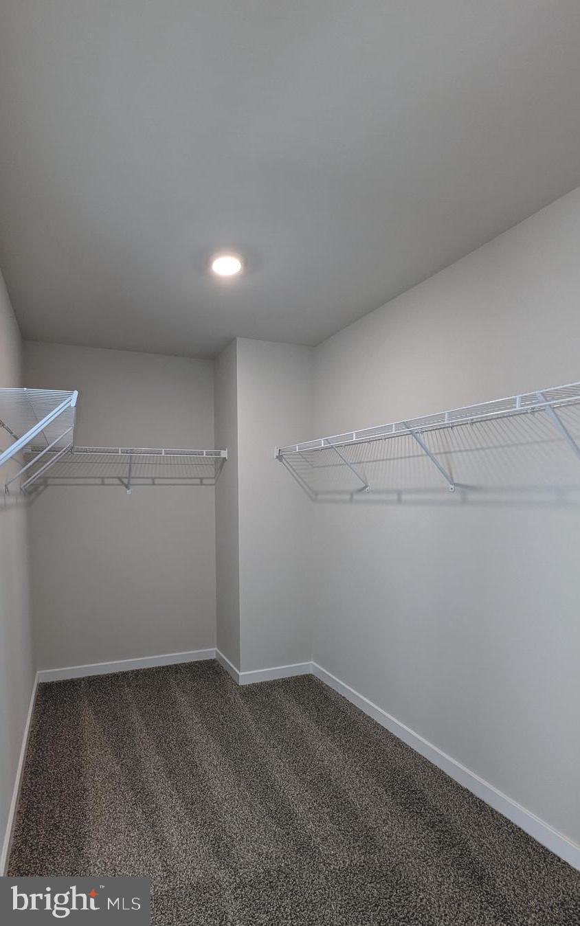 ROBINSONS PARADISE - Residential Lease