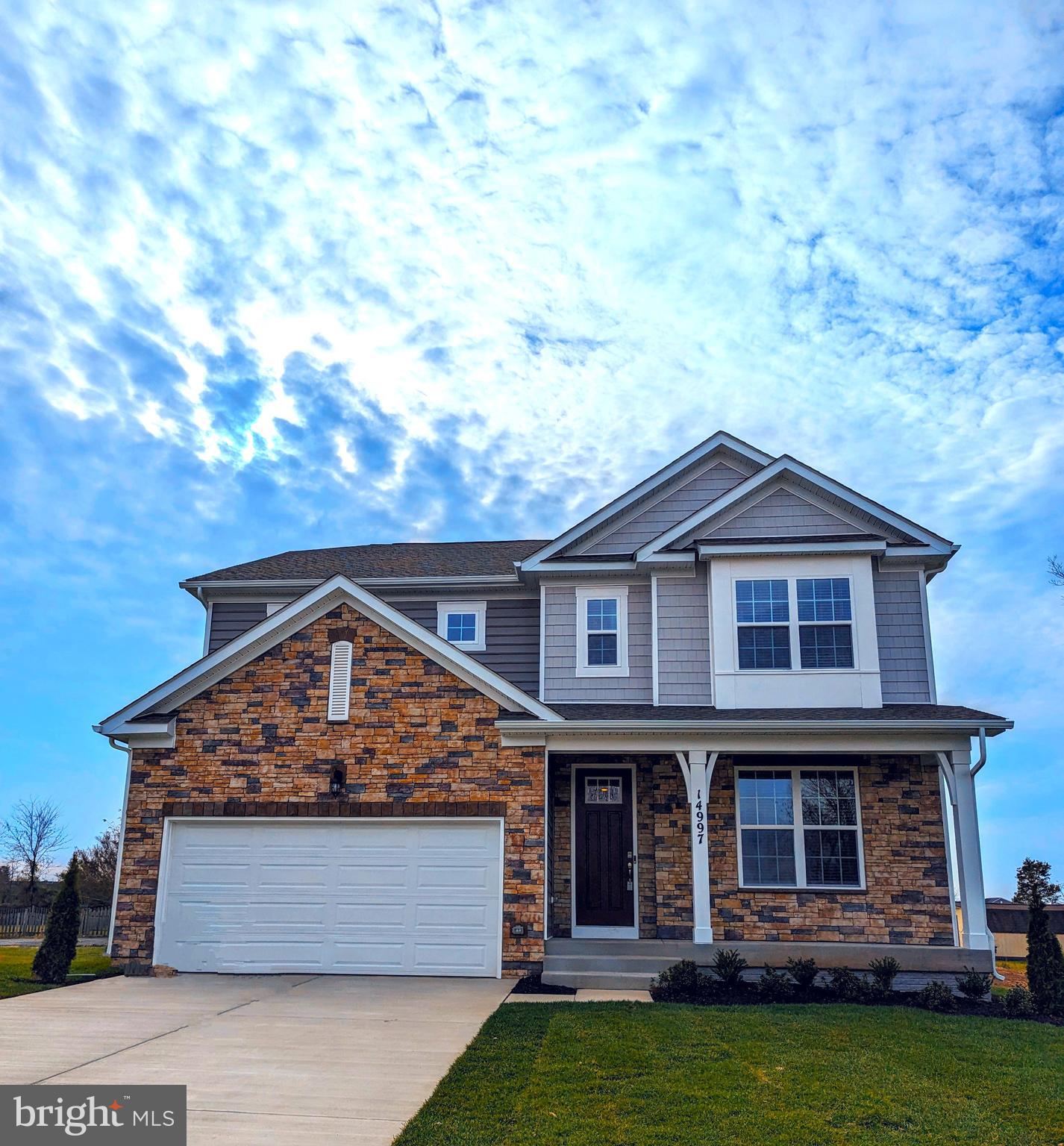 ROBINSONS PARADISE - Residential Lease