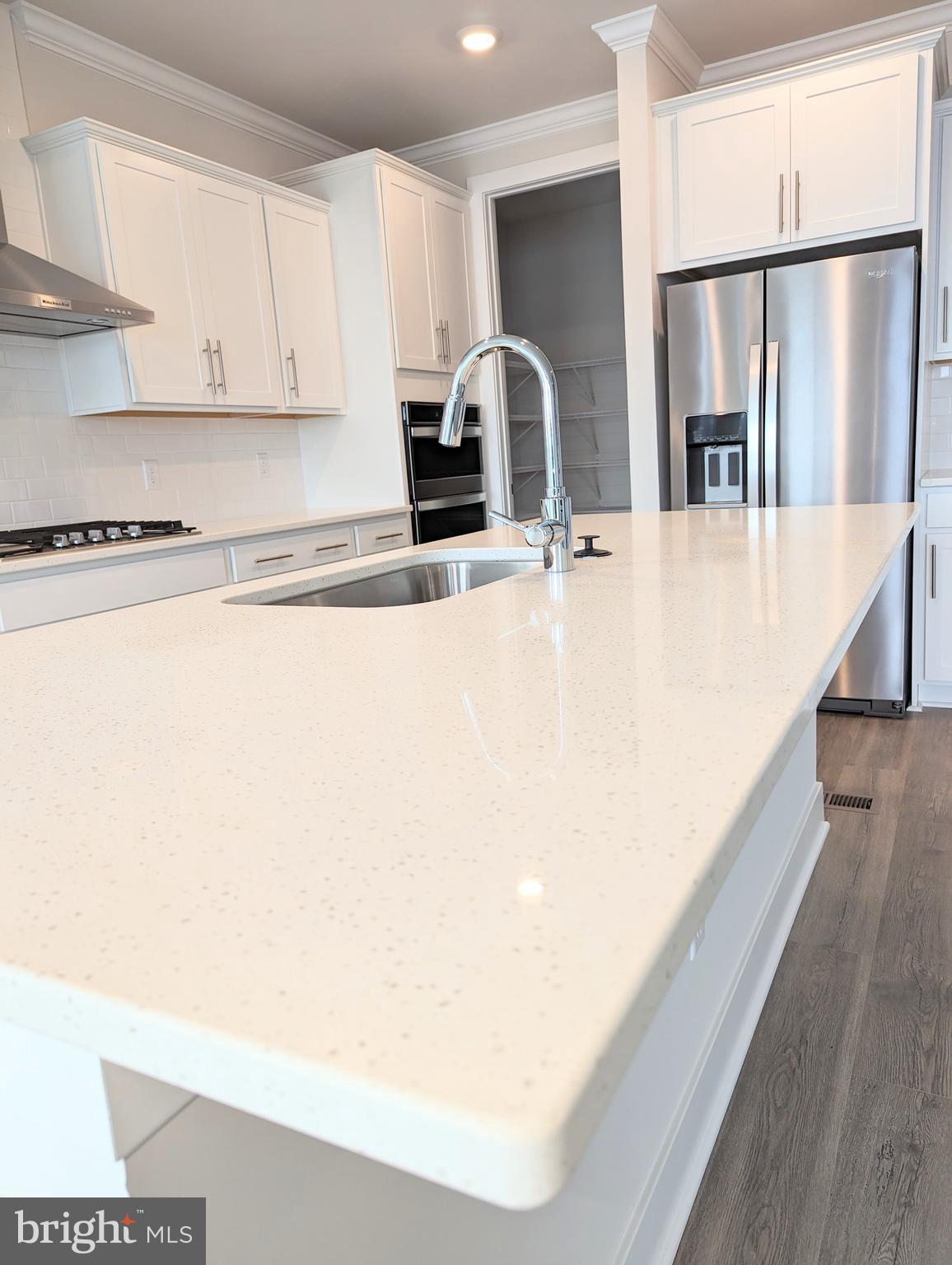 ROBINSONS PARADISE - Residential Lease