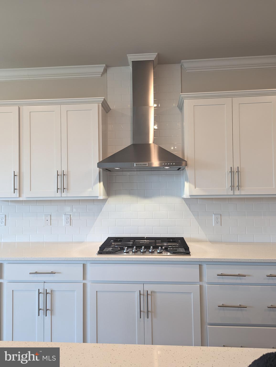 ROBINSONS PARADISE - Residential Lease