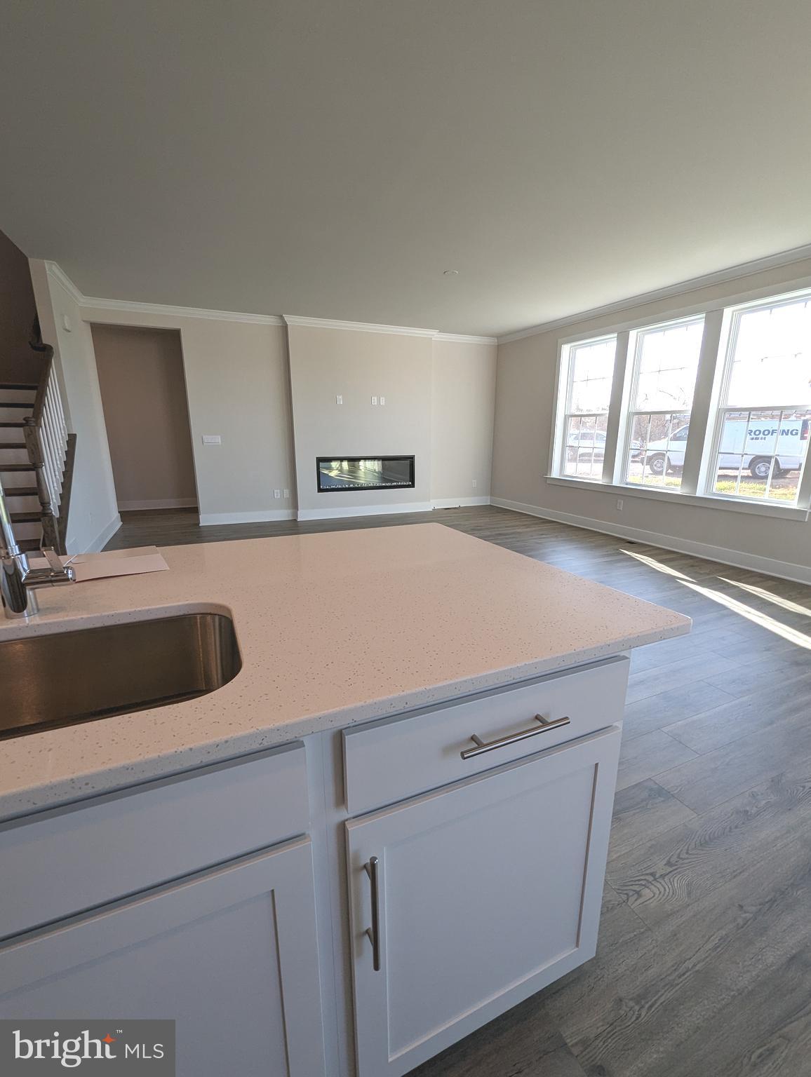 ROBINSONS PARADISE - Residential Lease