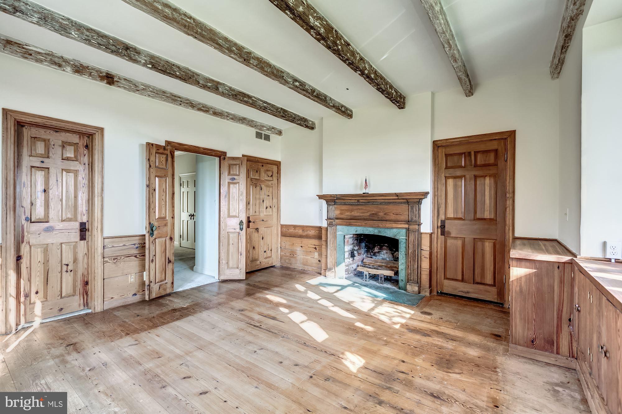 UPPERVILLE - Residential