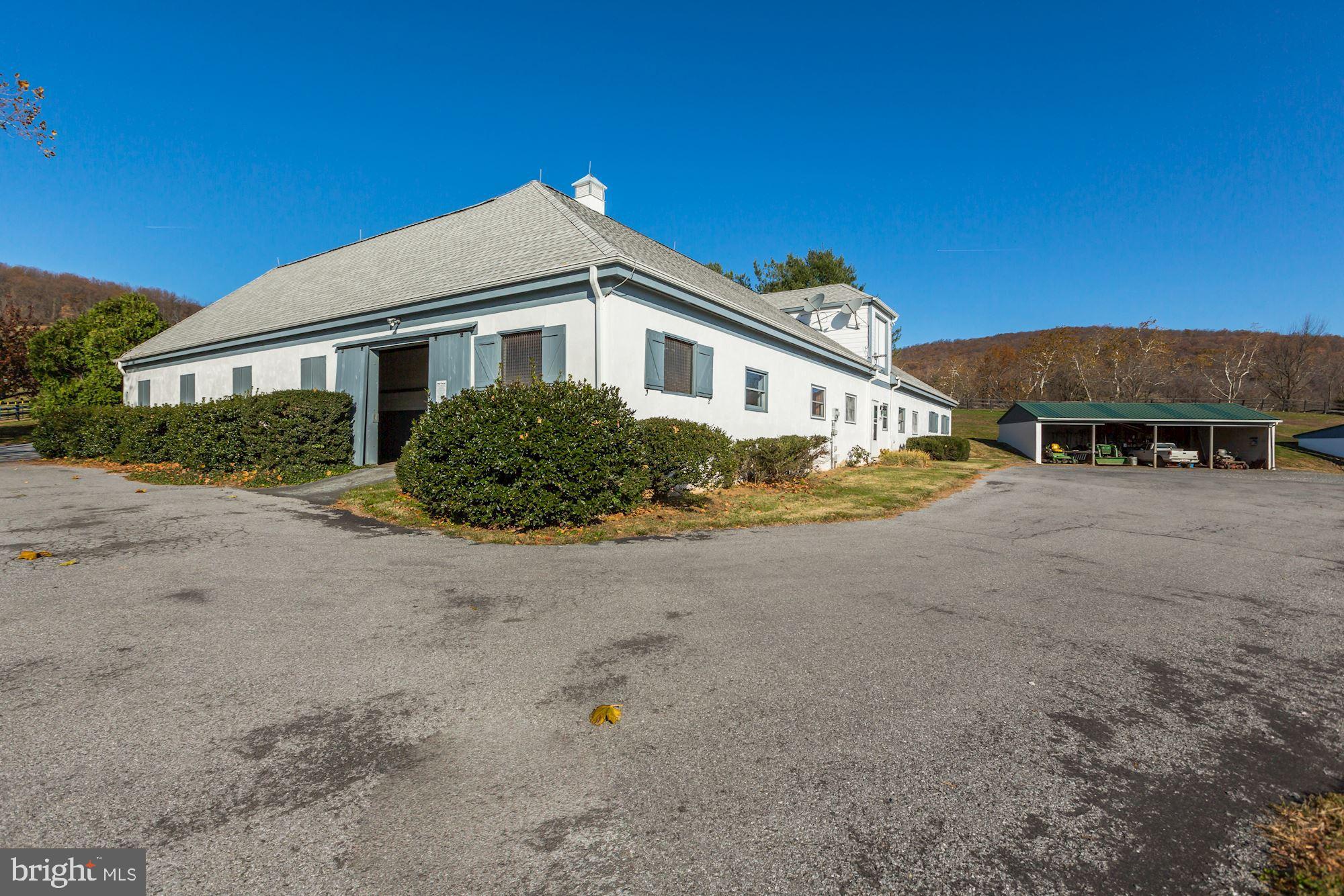 UPPERVILLE - Residential