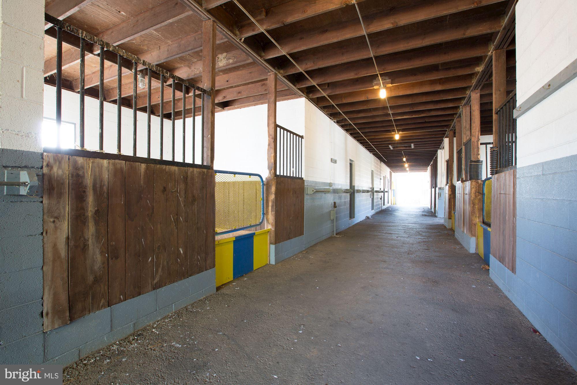 UPPERVILLE - Residential