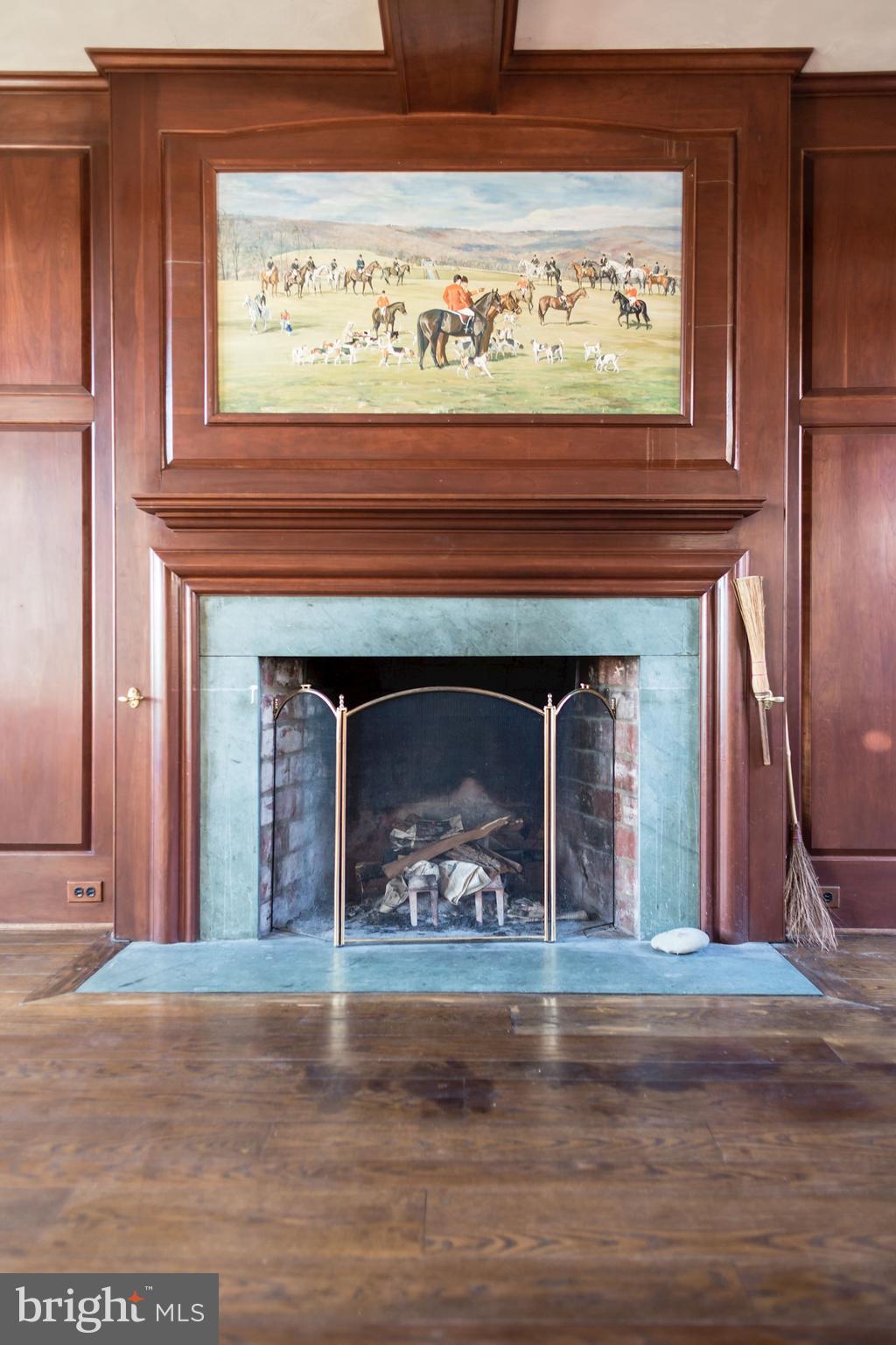 UPPERVILLE - Residential