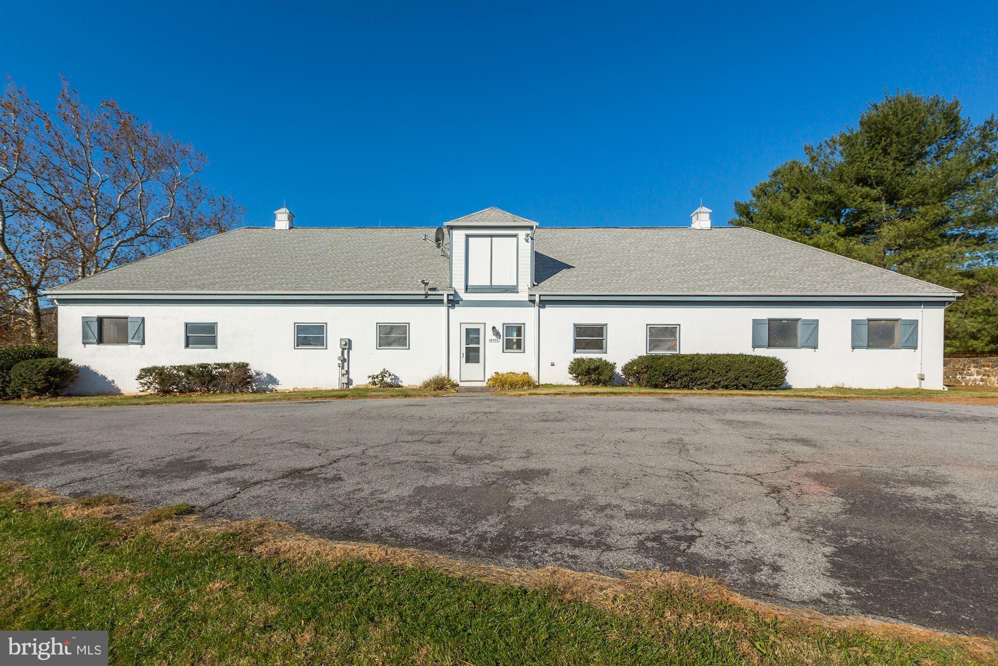 UPPERVILLE - Residential