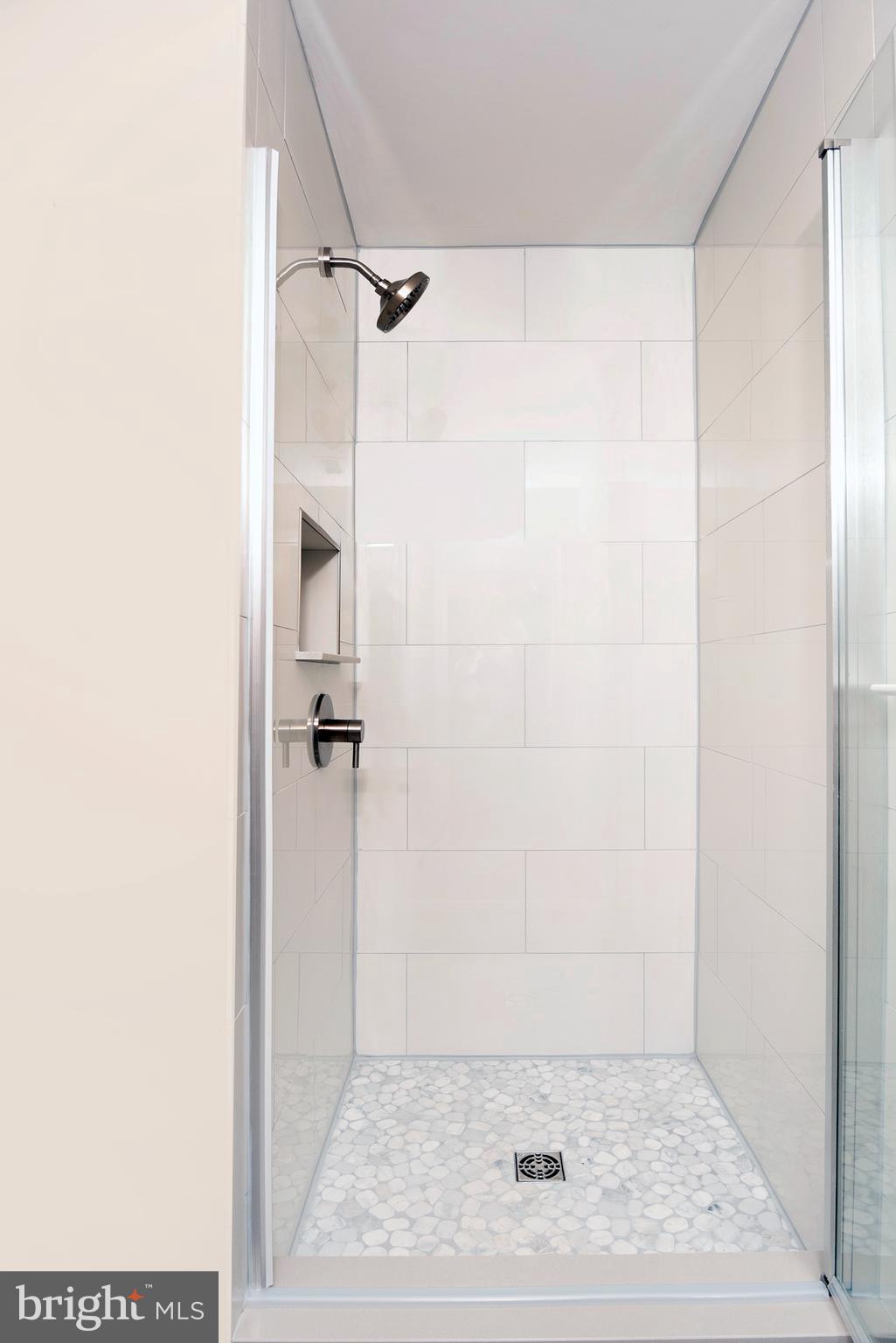 CHESTER HARBOR - Residential