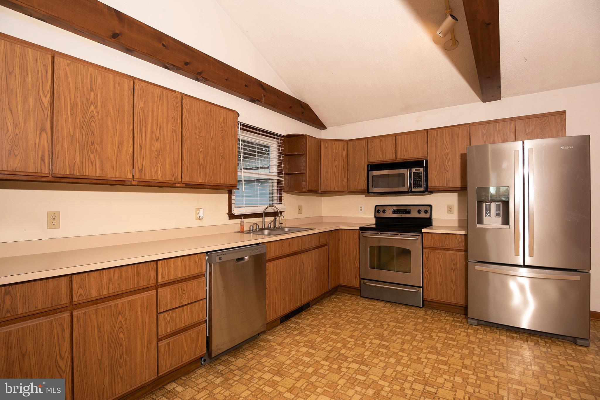 CHESTER HARBOR - Residential