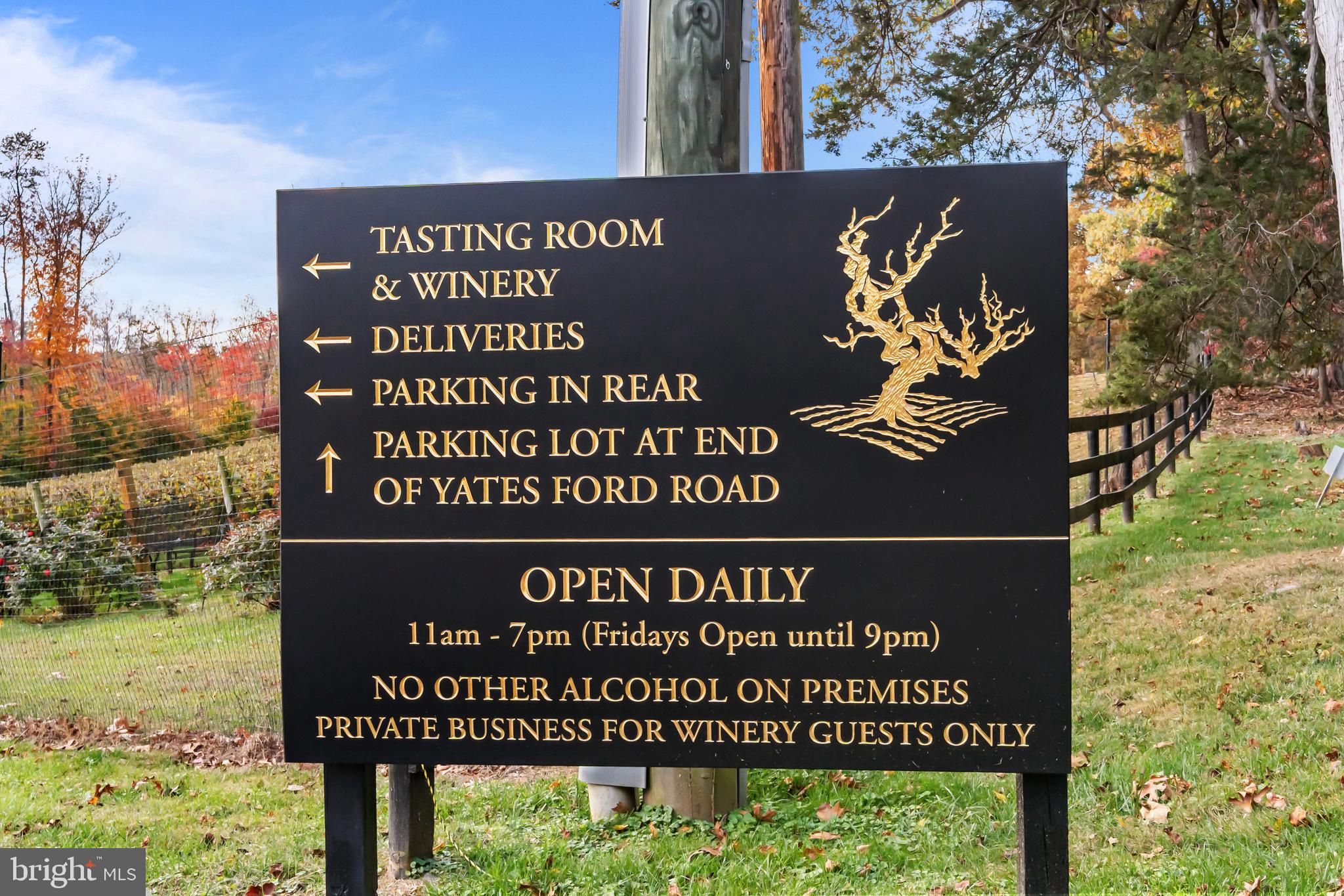 LONGWOOD KNOLLS - Residential