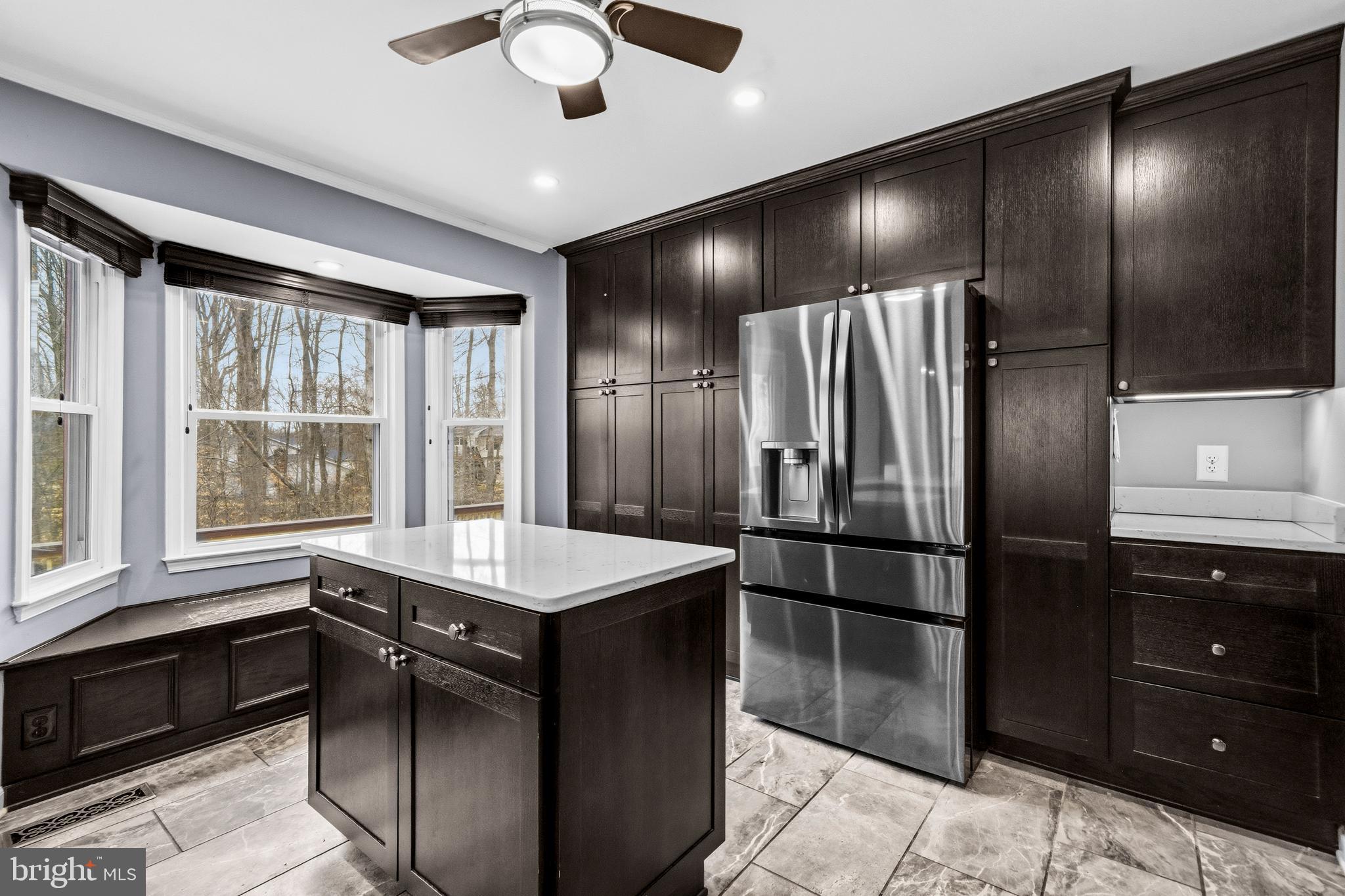 LONGWOOD KNOLLS - Residential