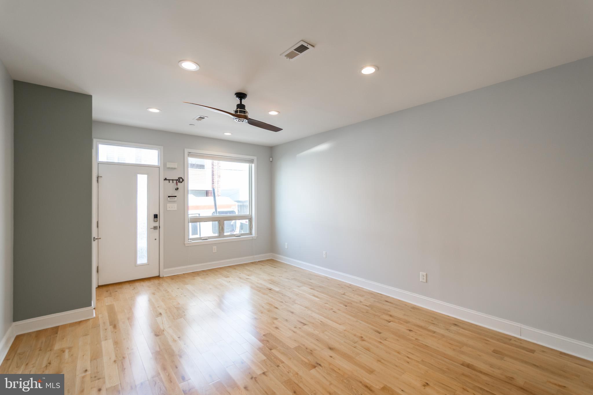 POINT BREEZE - Residential Lease