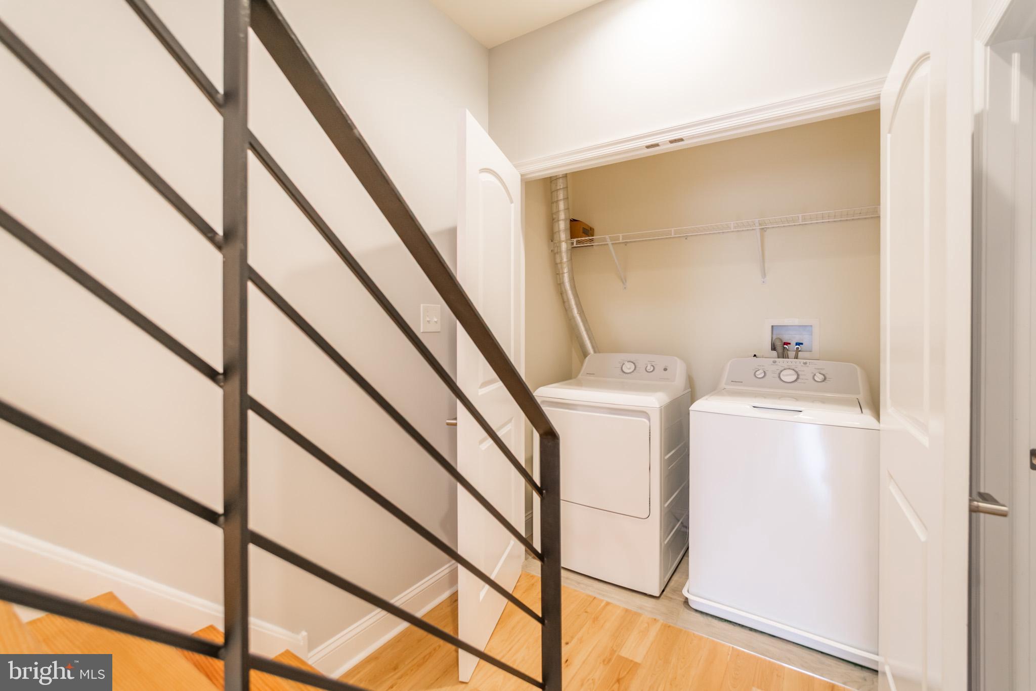 POINT BREEZE - Residential Lease