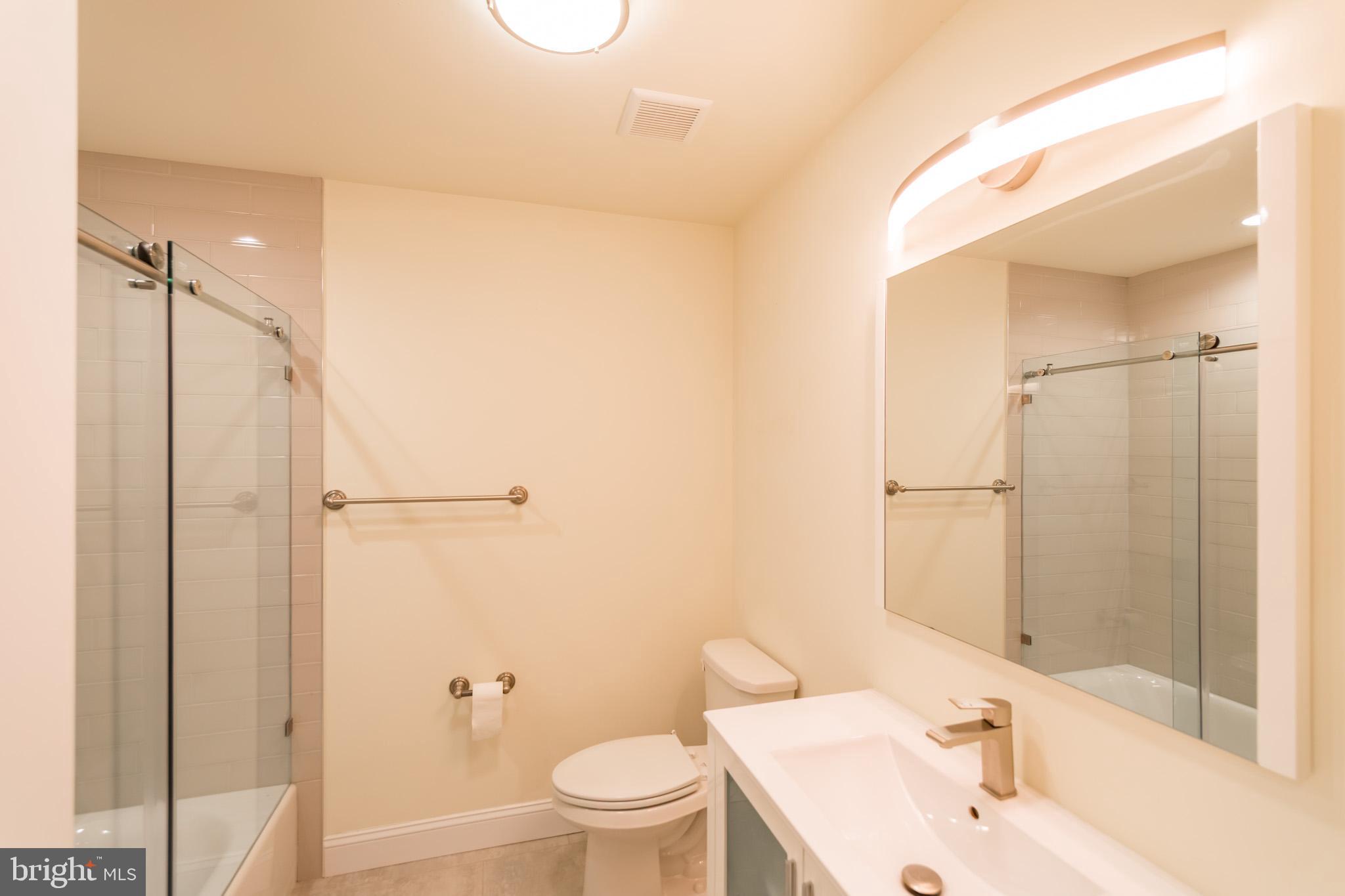 POINT BREEZE - Residential Lease