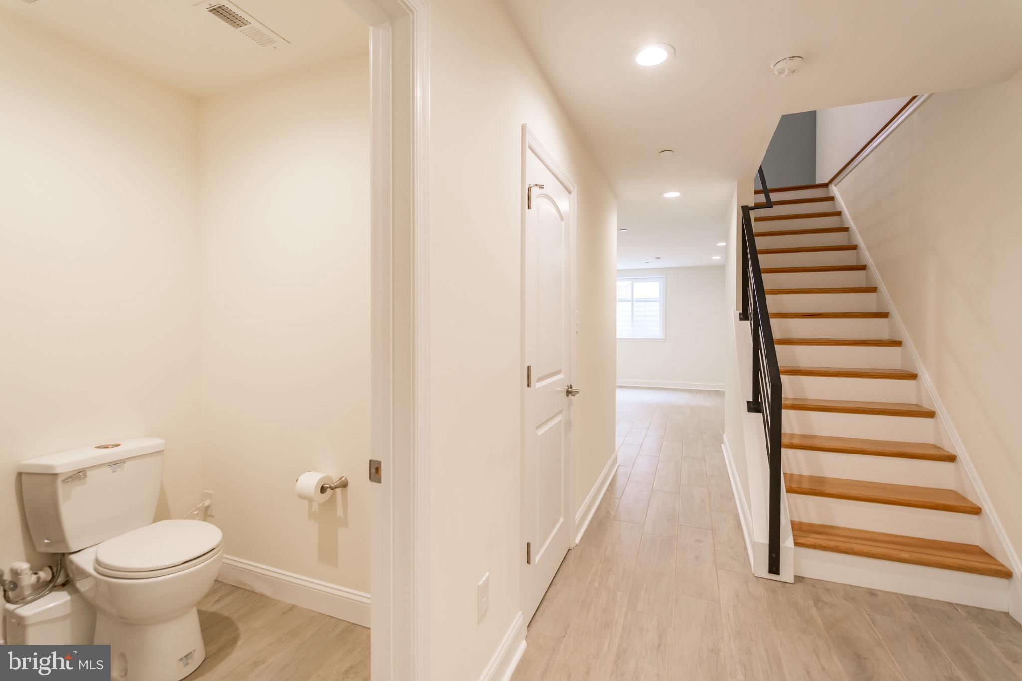 POINT BREEZE - Residential Lease