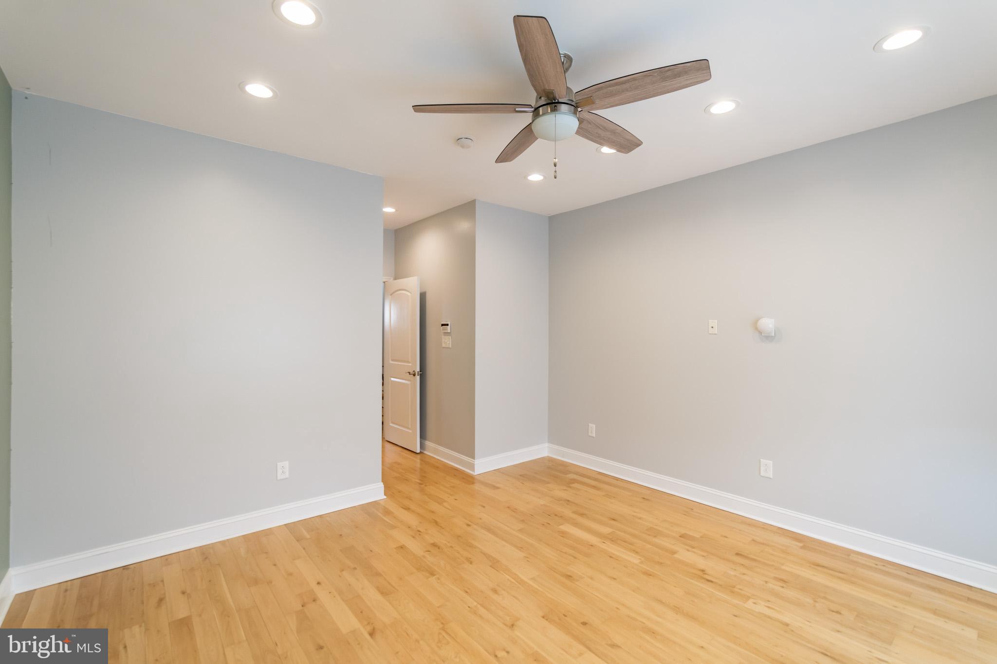 POINT BREEZE - Residential Lease