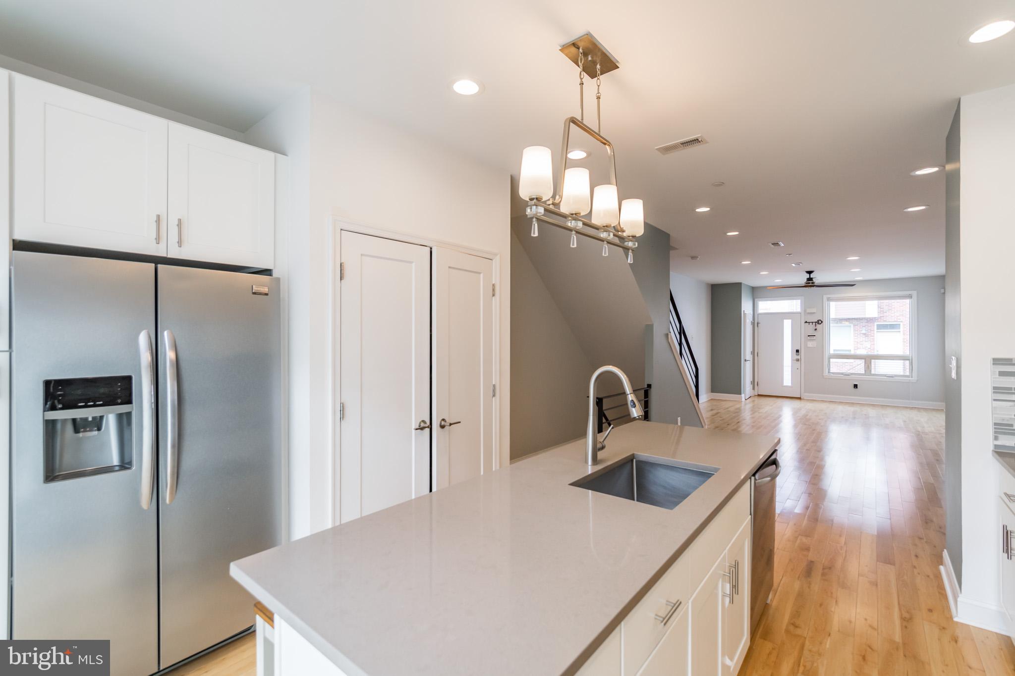 POINT BREEZE - Residential Lease