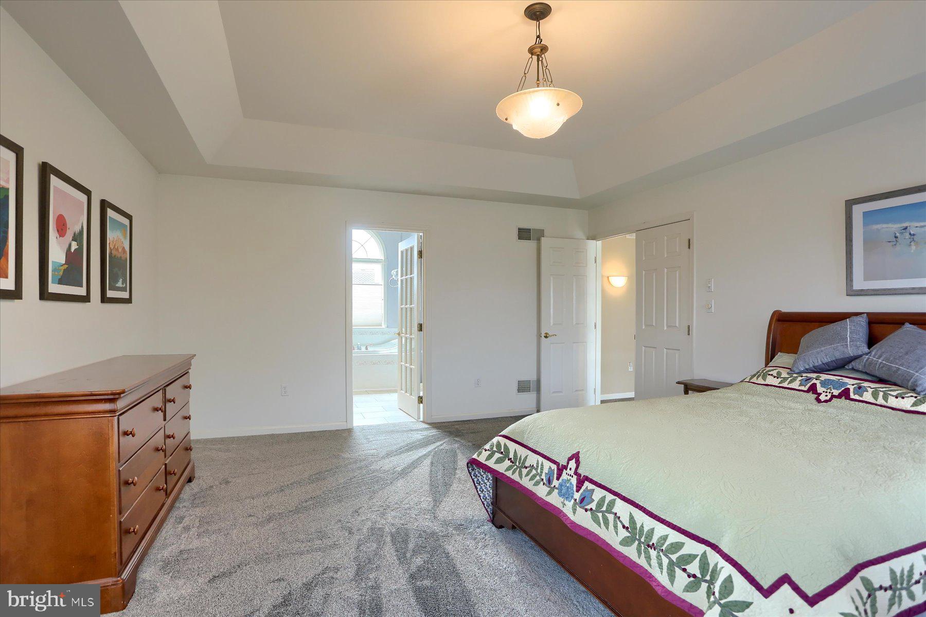 FAIRWAY ESTATES - Residential