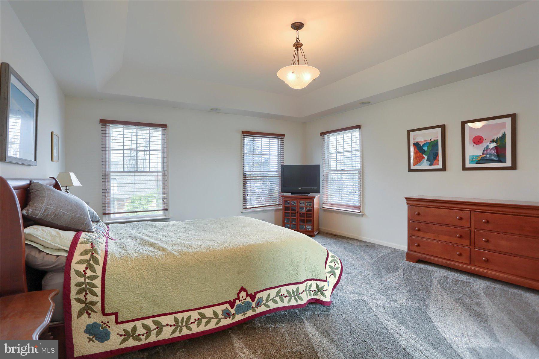 FAIRWAY ESTATES - Residential