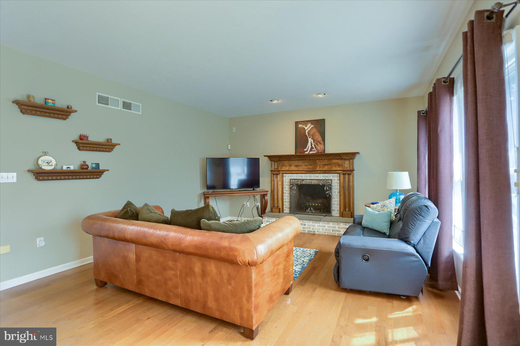 FAIRWAY ESTATES - Residential