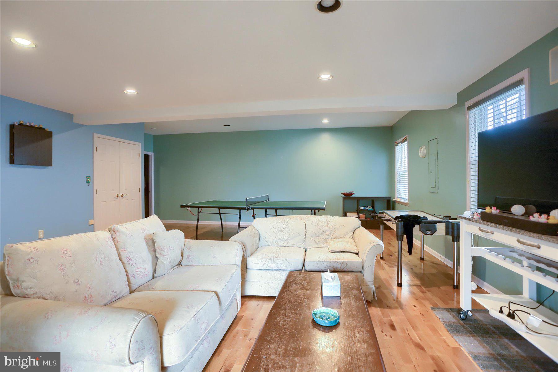 FAIRWAY ESTATES - Residential