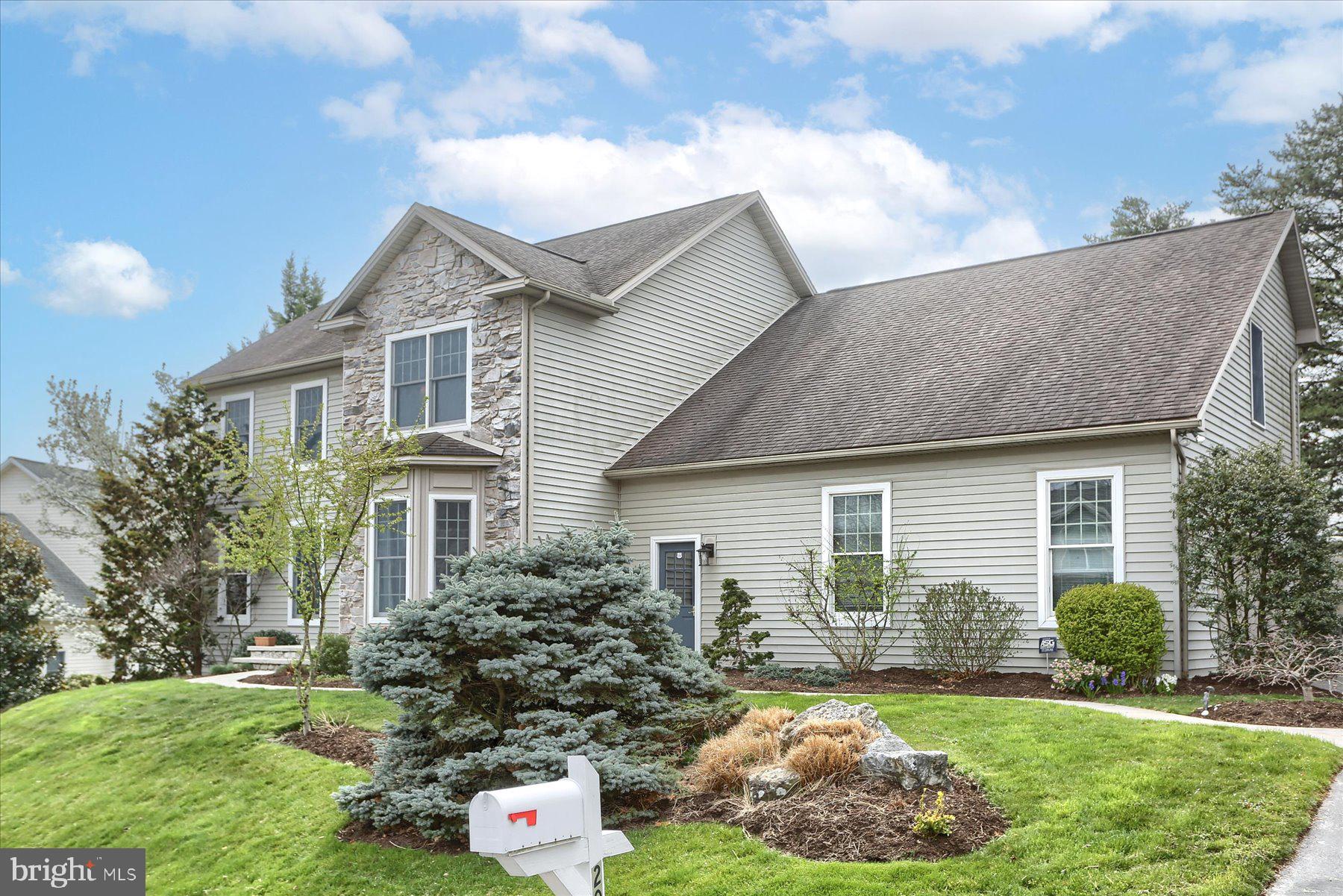 FAIRWAY ESTATES - Residential