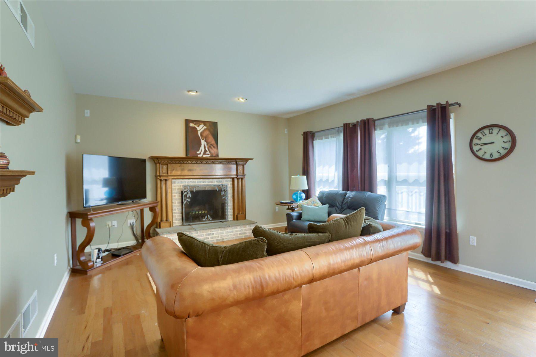 FAIRWAY ESTATES - Residential