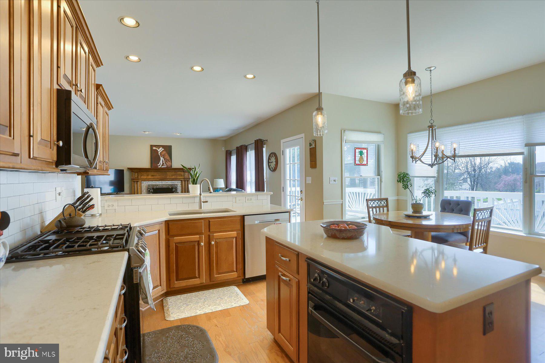 FAIRWAY ESTATES - Residential