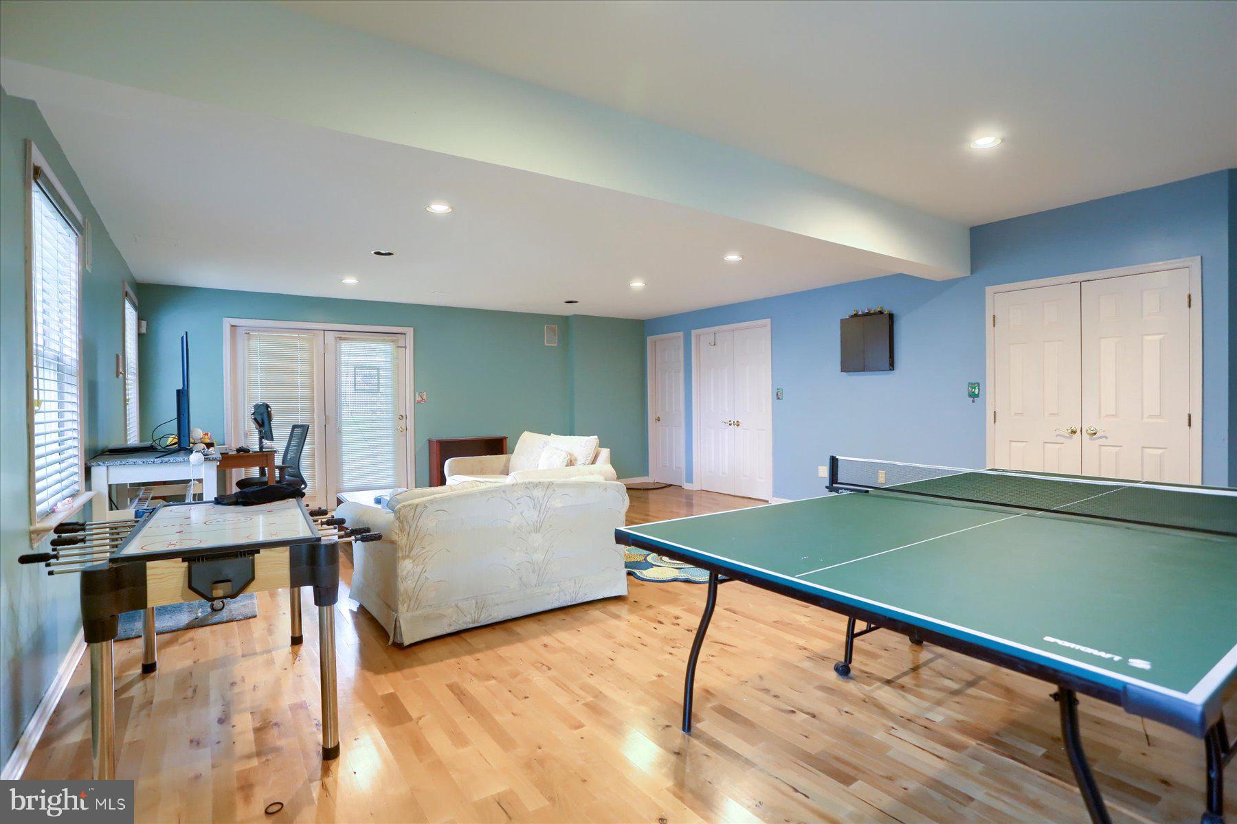 FAIRWAY ESTATES - Residential