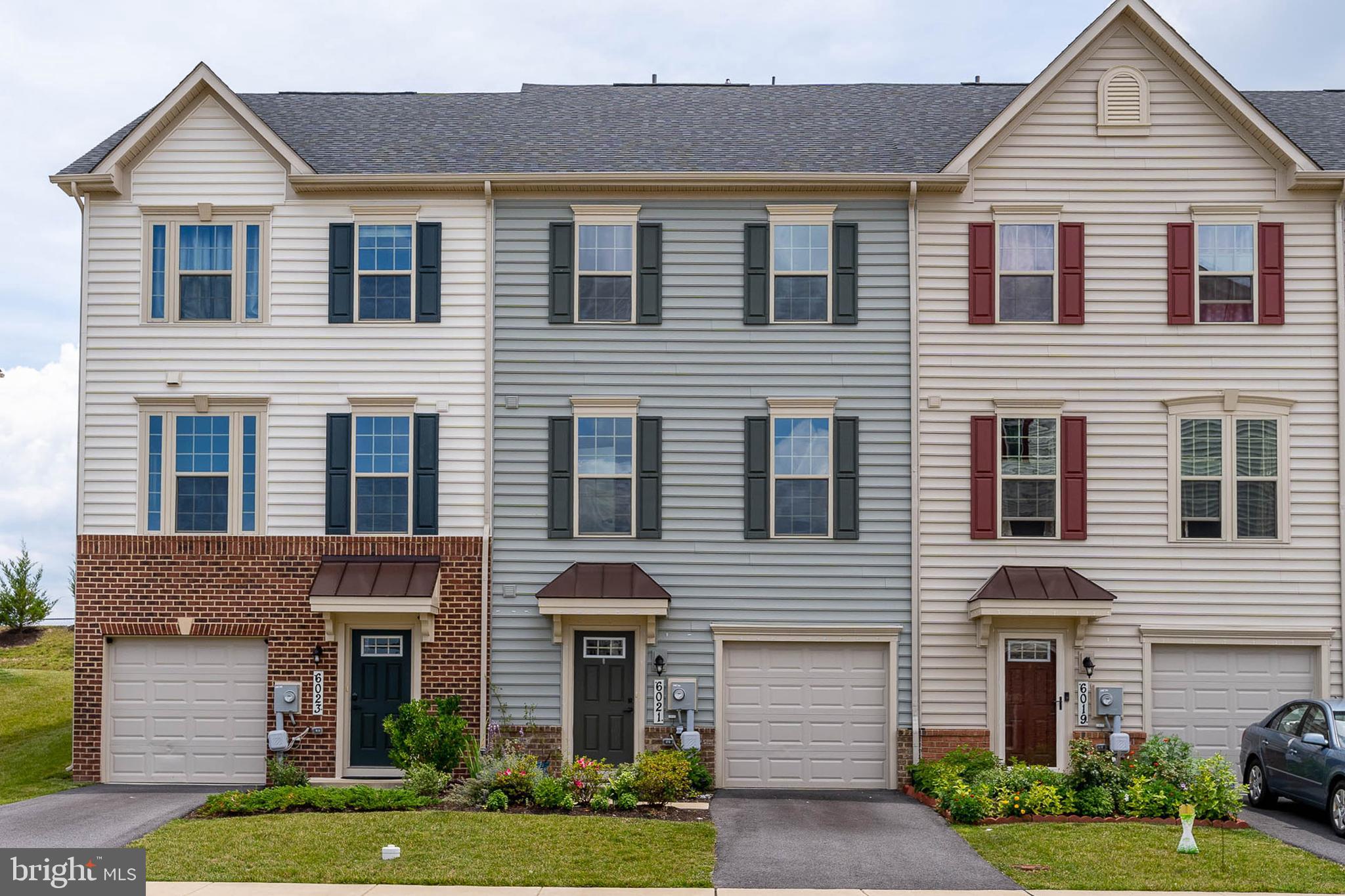 OAKDALE VILLAGE - Residential Lease