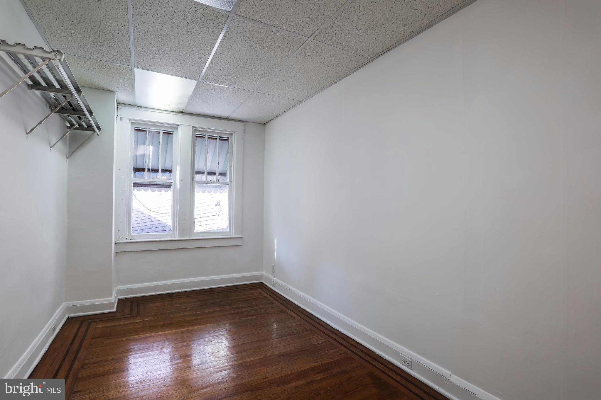 PARKVILLE - Residential Income