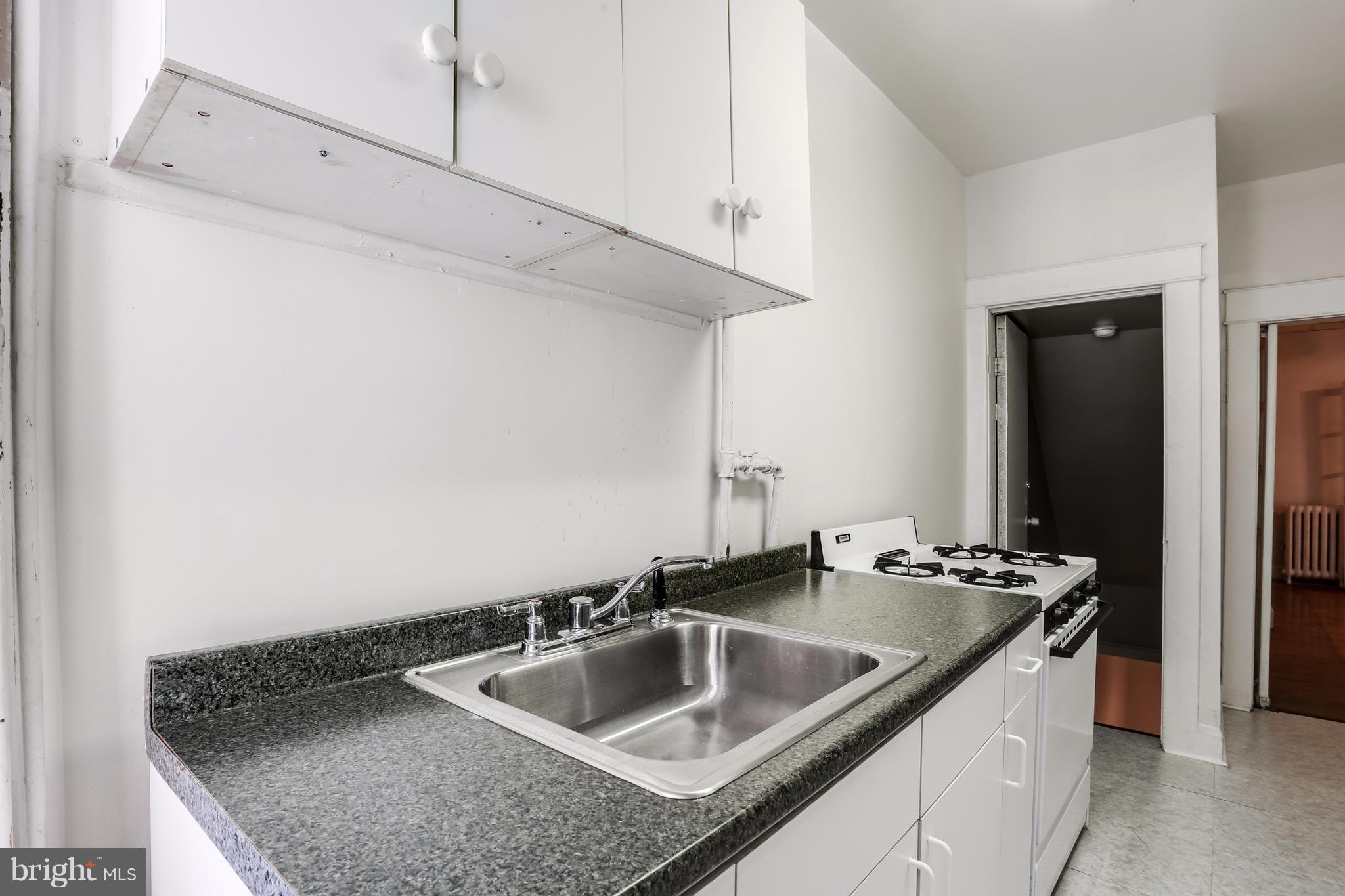 PARKVILLE - Residential Income