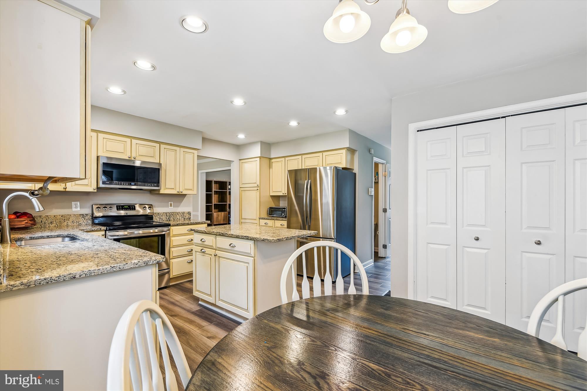 GLENWOOD GARTH - Residential